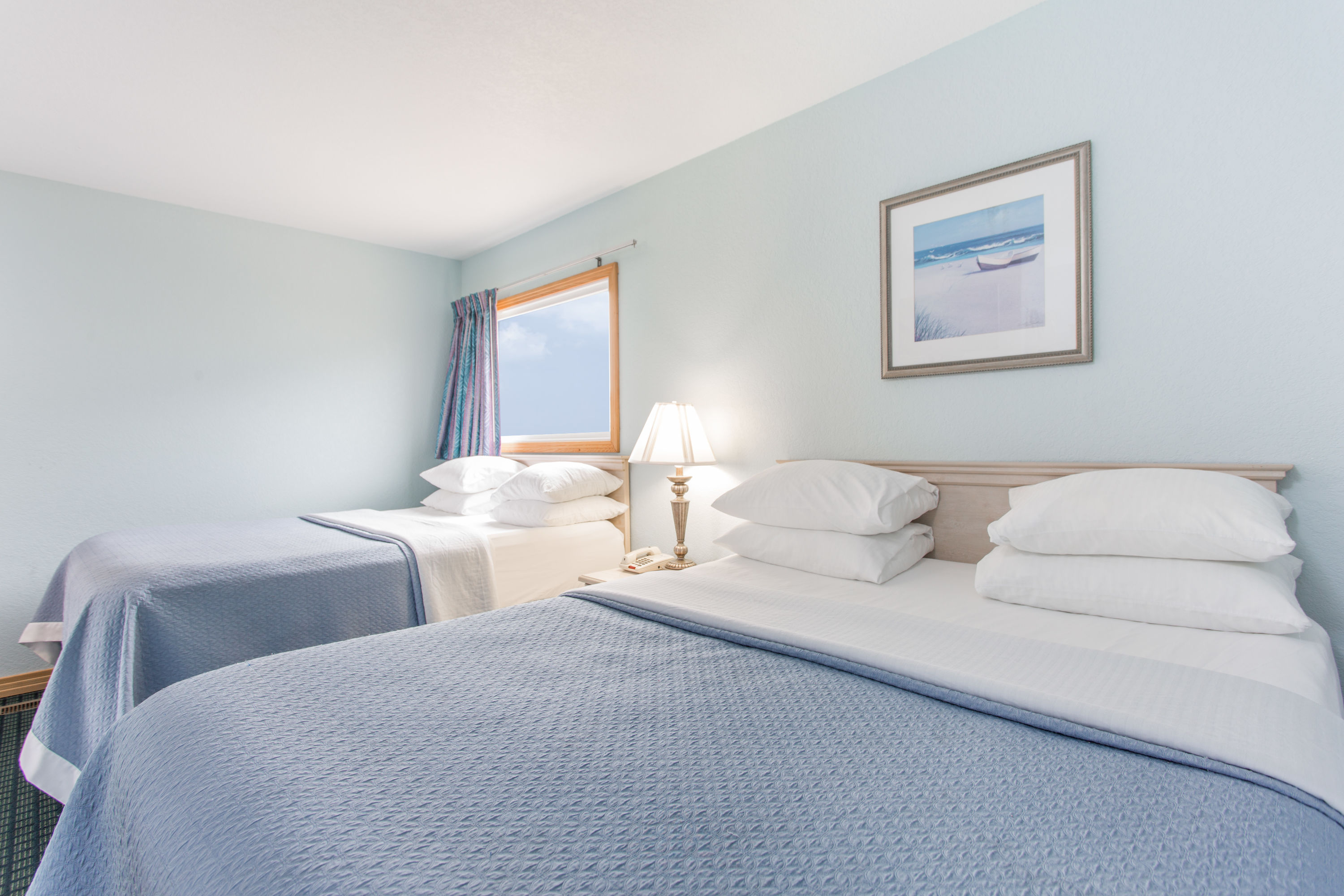 Days Inn & Suites by Wyndham Kill Devil HillsMariner Kill Devil