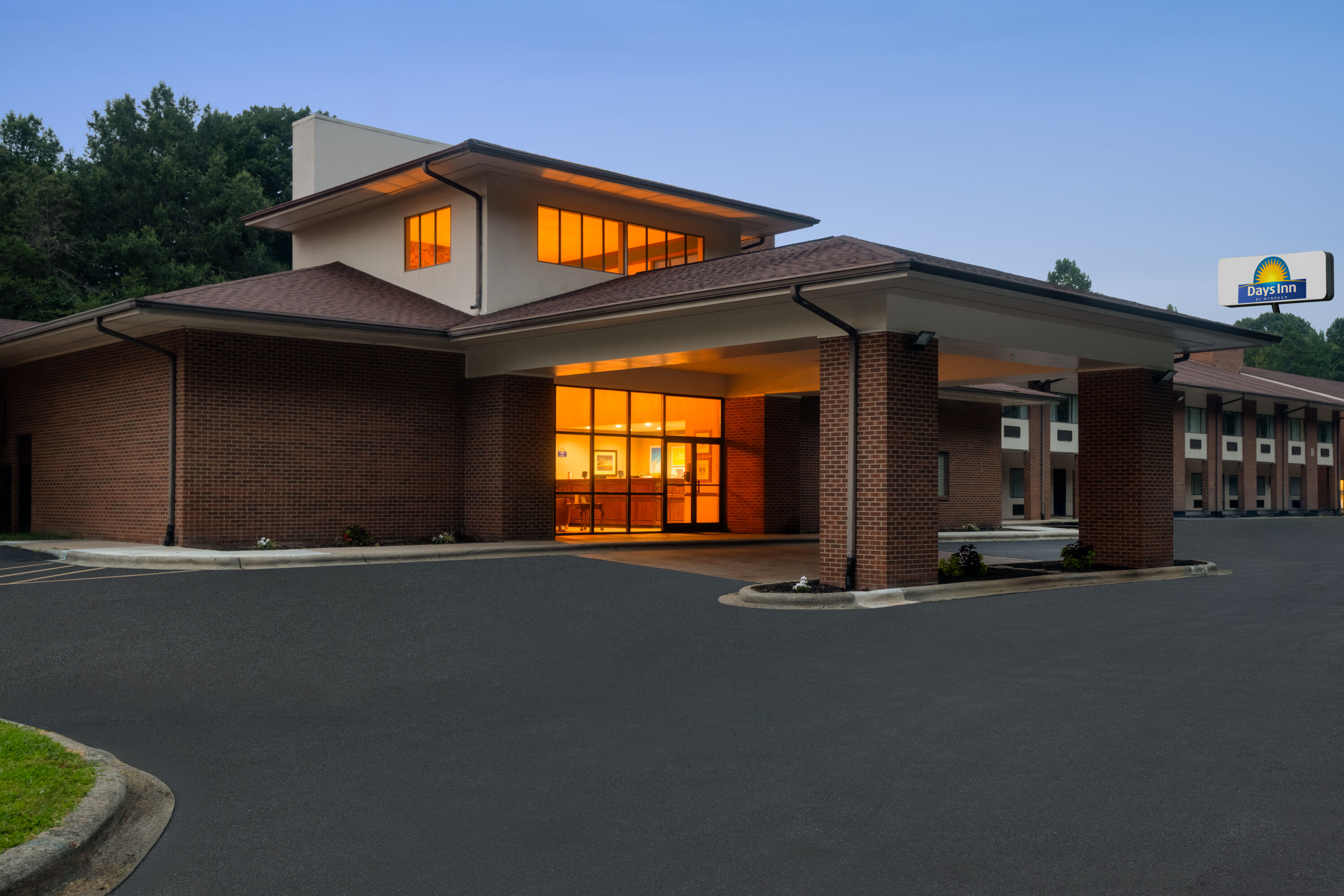 Exterior of Days Inn by Wyndham Lexington hotel in Lexington, North Carolina