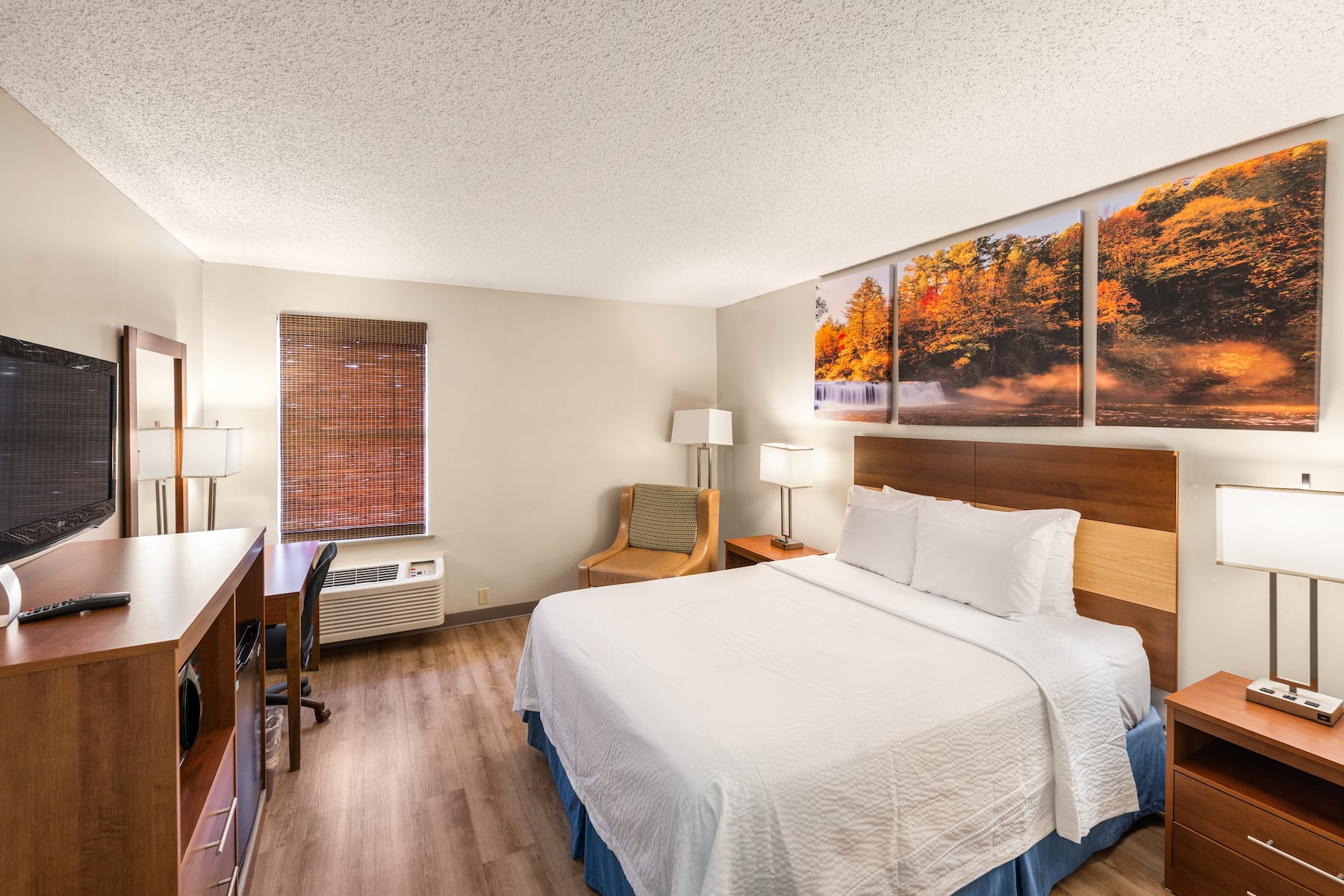 Days Inn By Wyndham Raleigh-airport-research Triangle Park www.wyndhamhotels.com