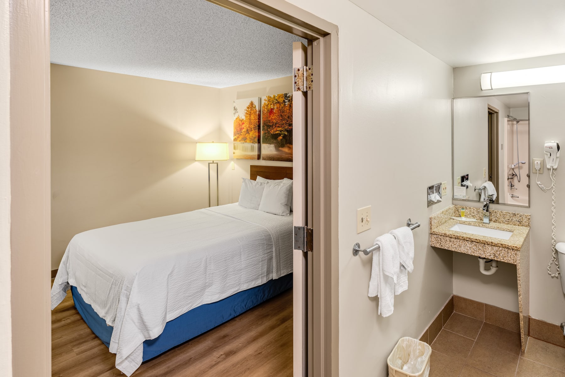 Days Inn By Wyndham Raleigh-airport-research Triangle Park www.wyndhamhotels.com