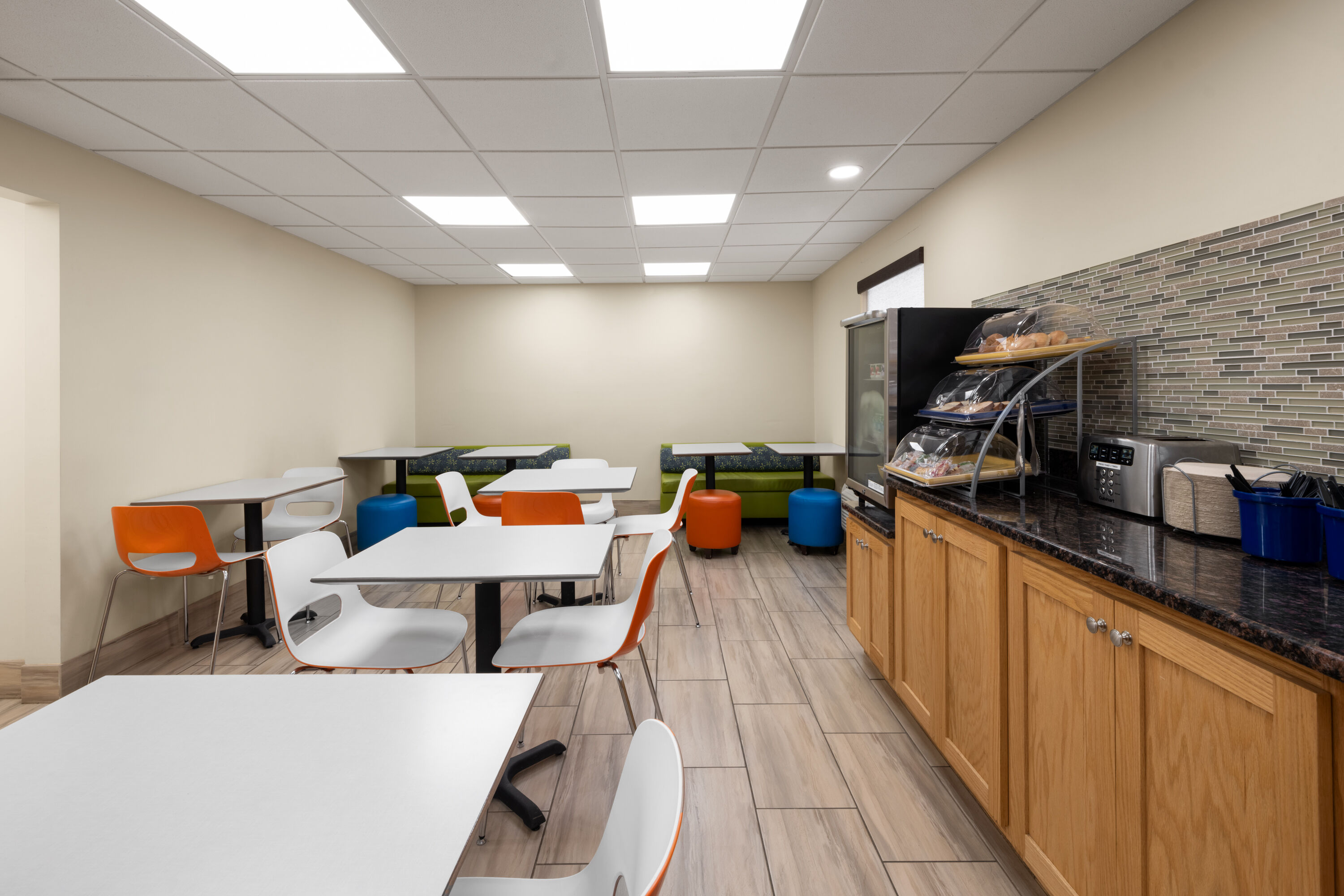 Free breakfast at Days Inn by Wyndham Murphy in Murphy, North Carolina