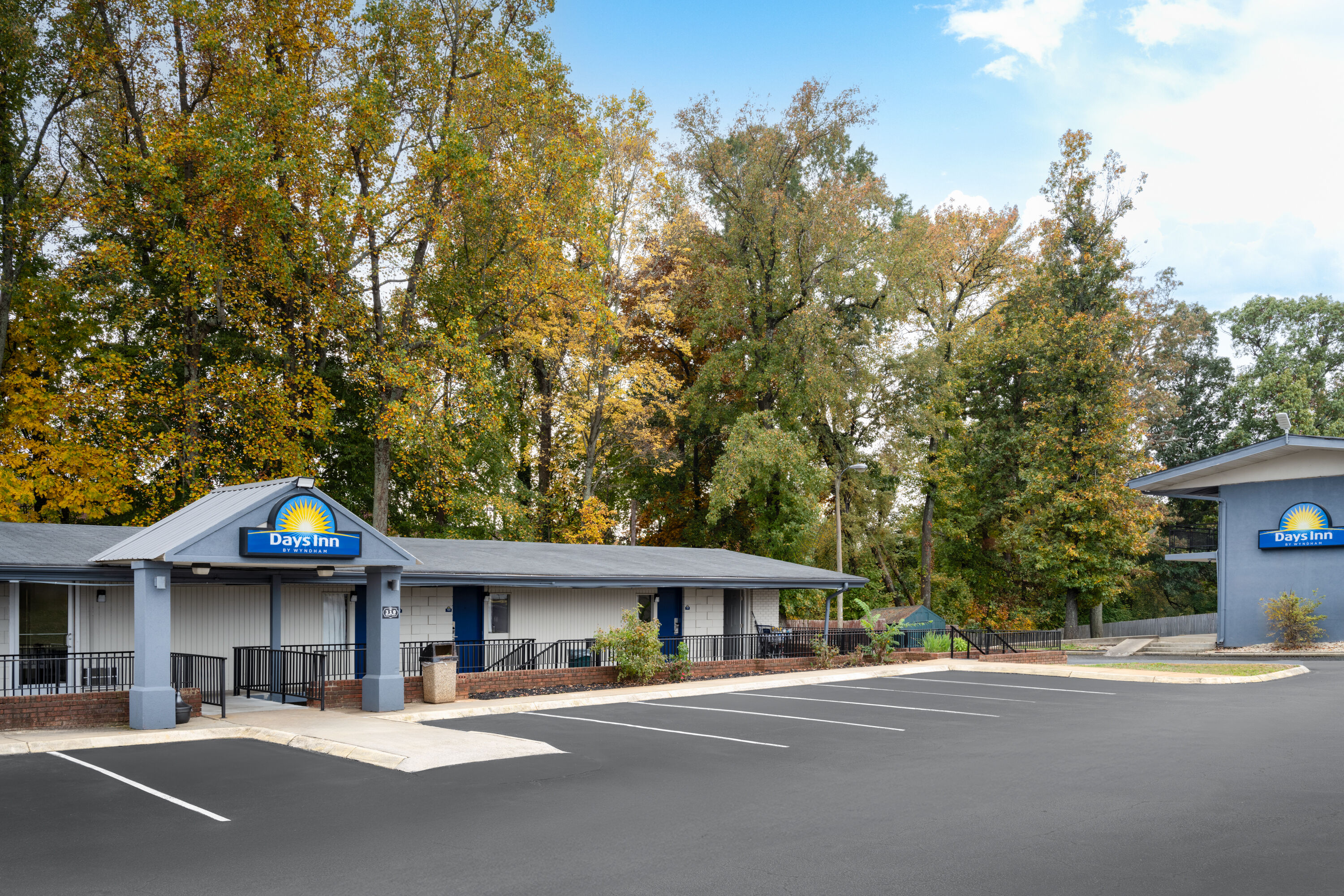 Exterior Day Image of Days Inn by Wyndham Salisbury, NC hotel in Salisbury, North Carolina