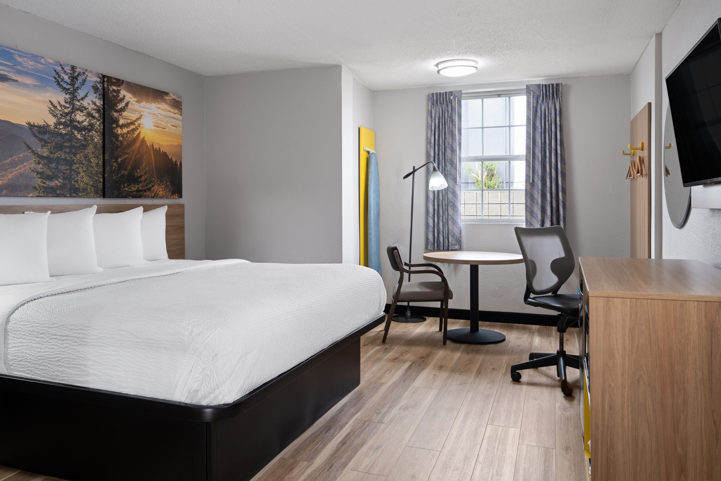 Guest room at the Days Inn by Wyndham Salisbury, NC in Salisbury, North Carolina