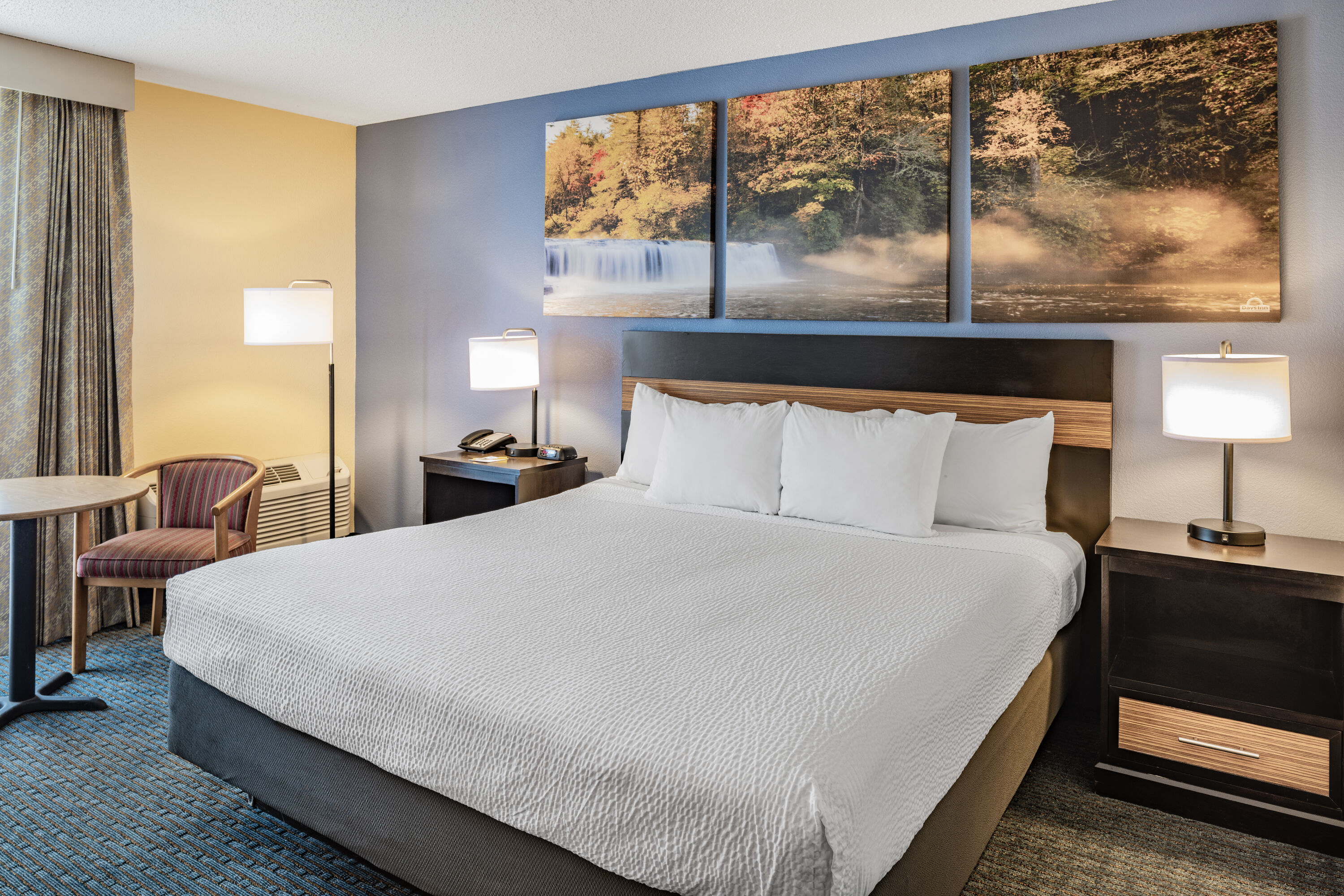 Guest room at the Days Inn by Wyndham Waynesville NC in Waynesville, North Carolina