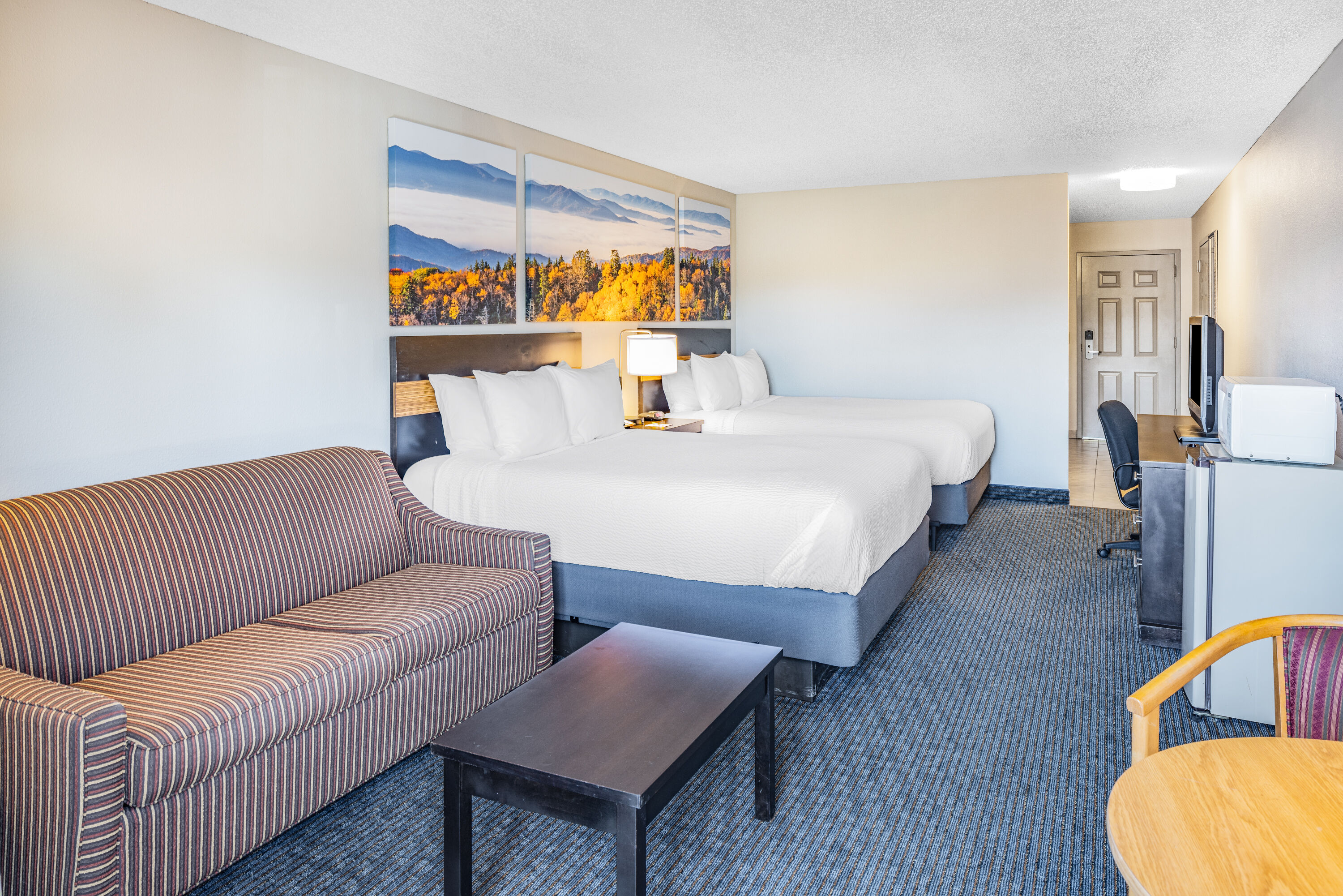 Guest room at the Days Inn by Wyndham Waynesville NC in Waynesville, North Carolina