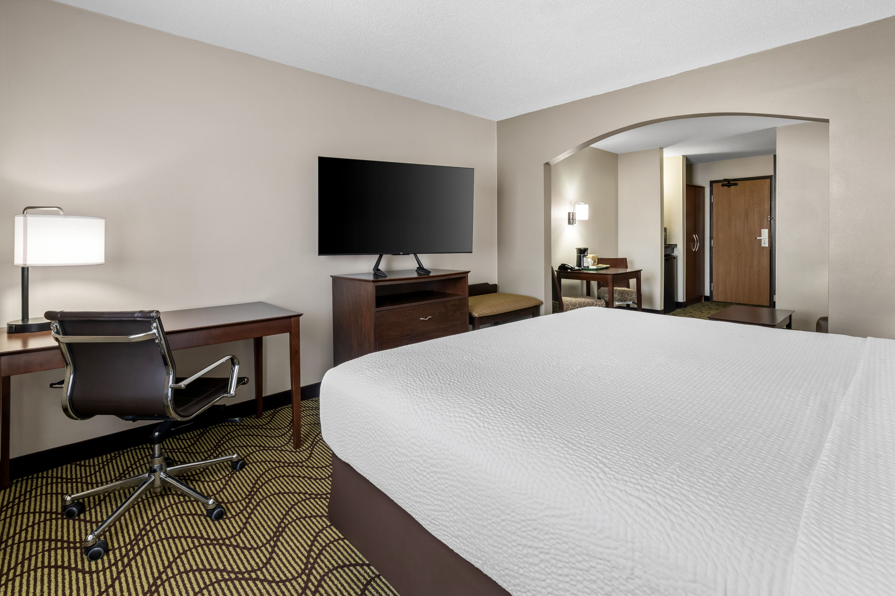 Days Inn by Wyndham Grand Forks Columbia Mall suite in Grand Forks, North Dakota