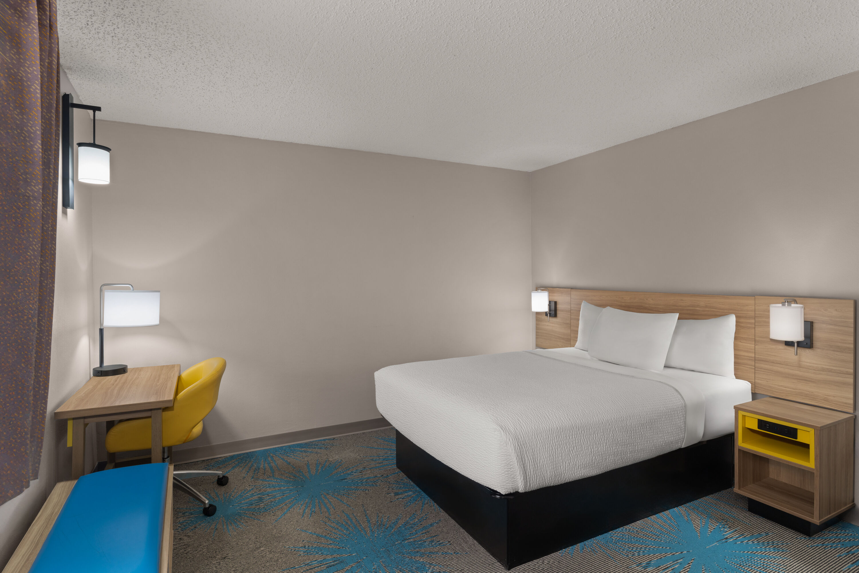 Days Inn by Wyndham Mandan Bismarck Area suite in Mandan, North Dakota