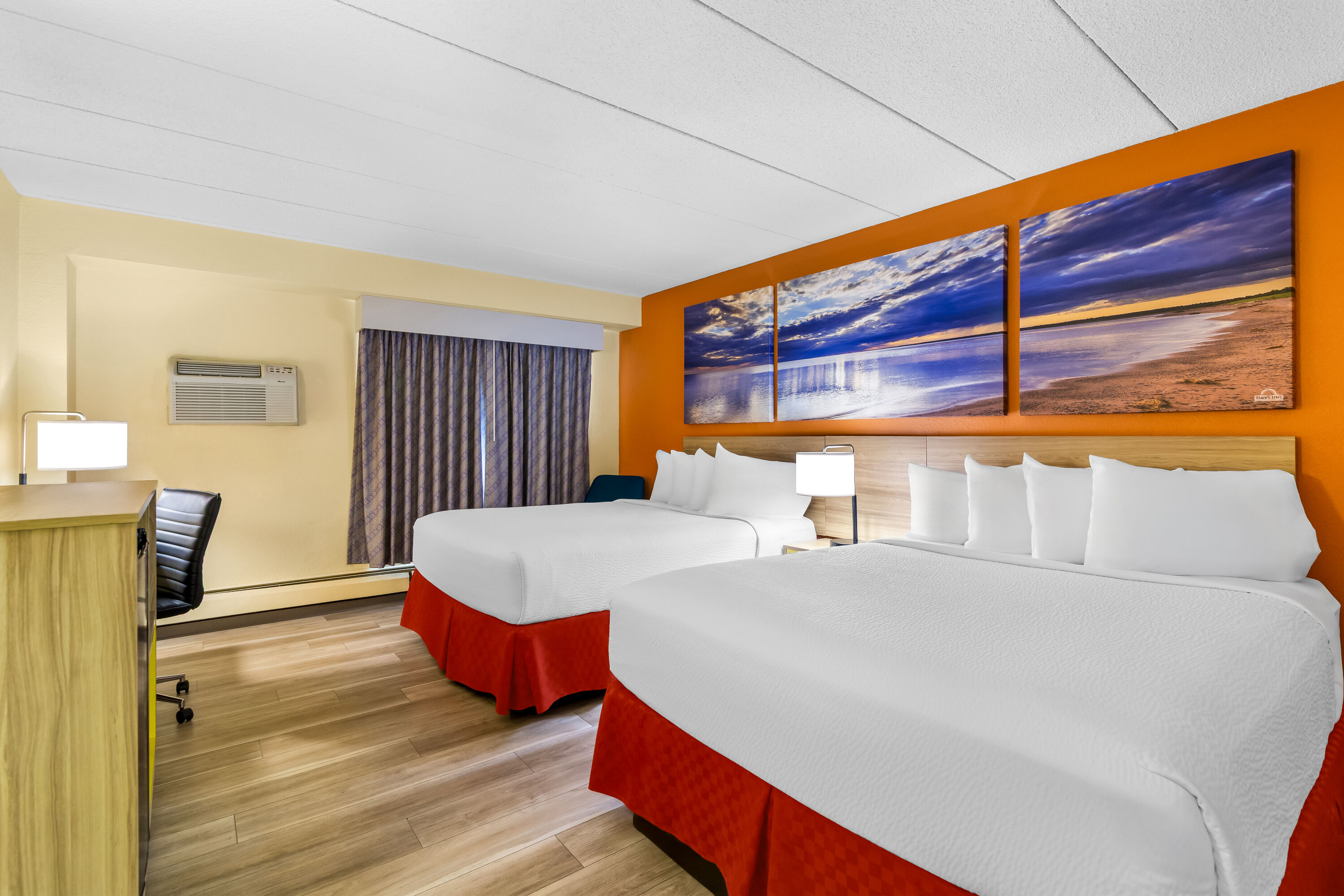 Double bed guest room at the Days Inn by Wyndham Minot in Minot, North Dakota