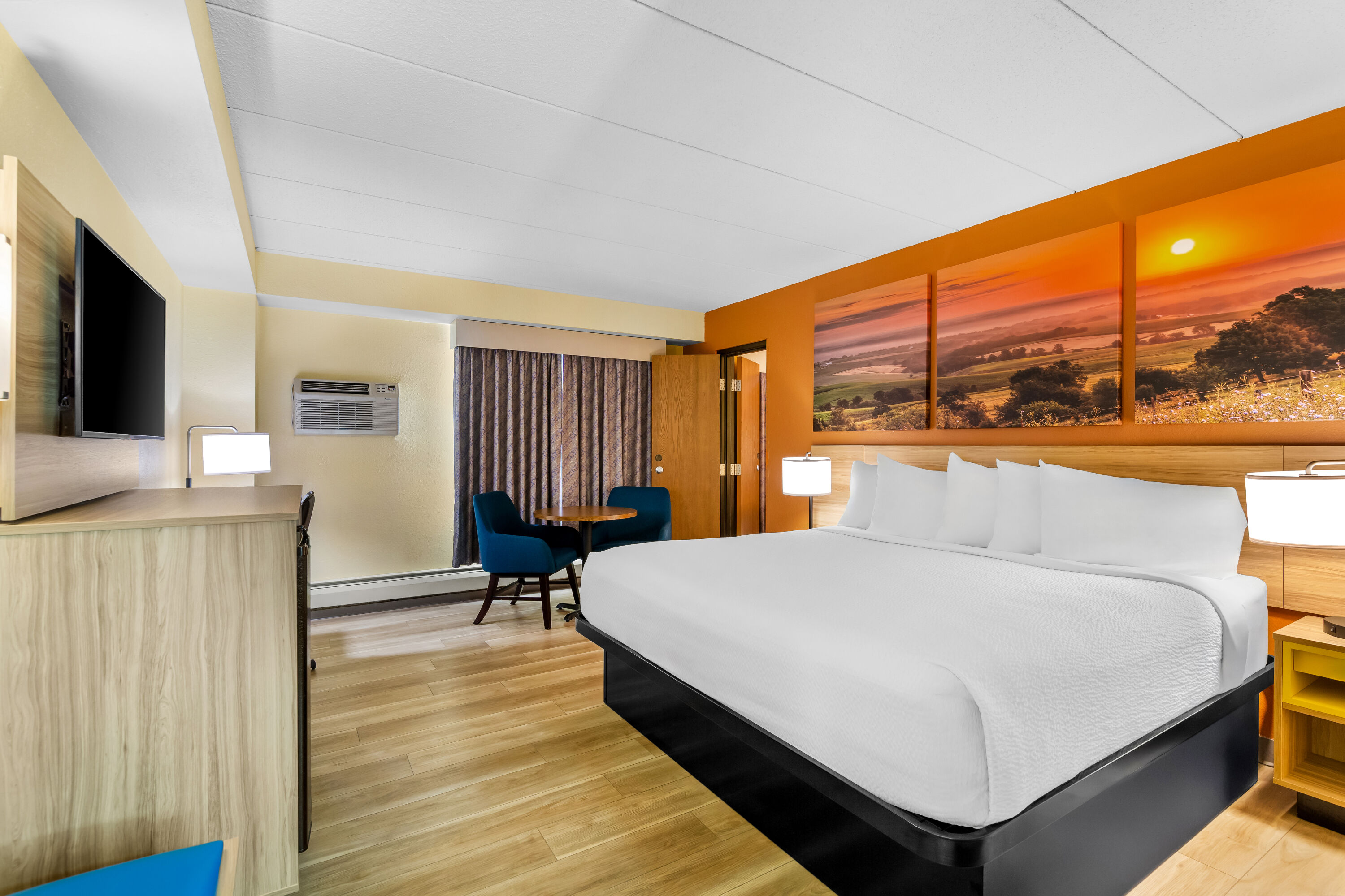 Days Inn by Wyndham Minot suite in Minot, North Dakota