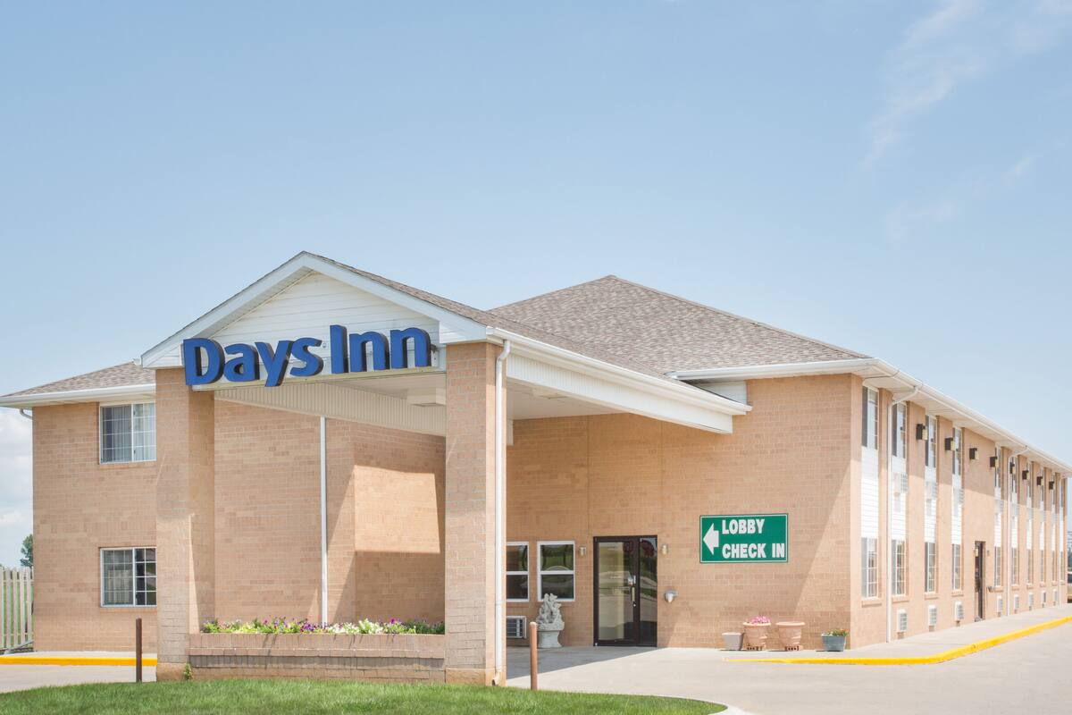Days Inn Lexington Ne Hotels 68850 Exterior Of Days Inn Lexington Ne Hotel In Nebraska