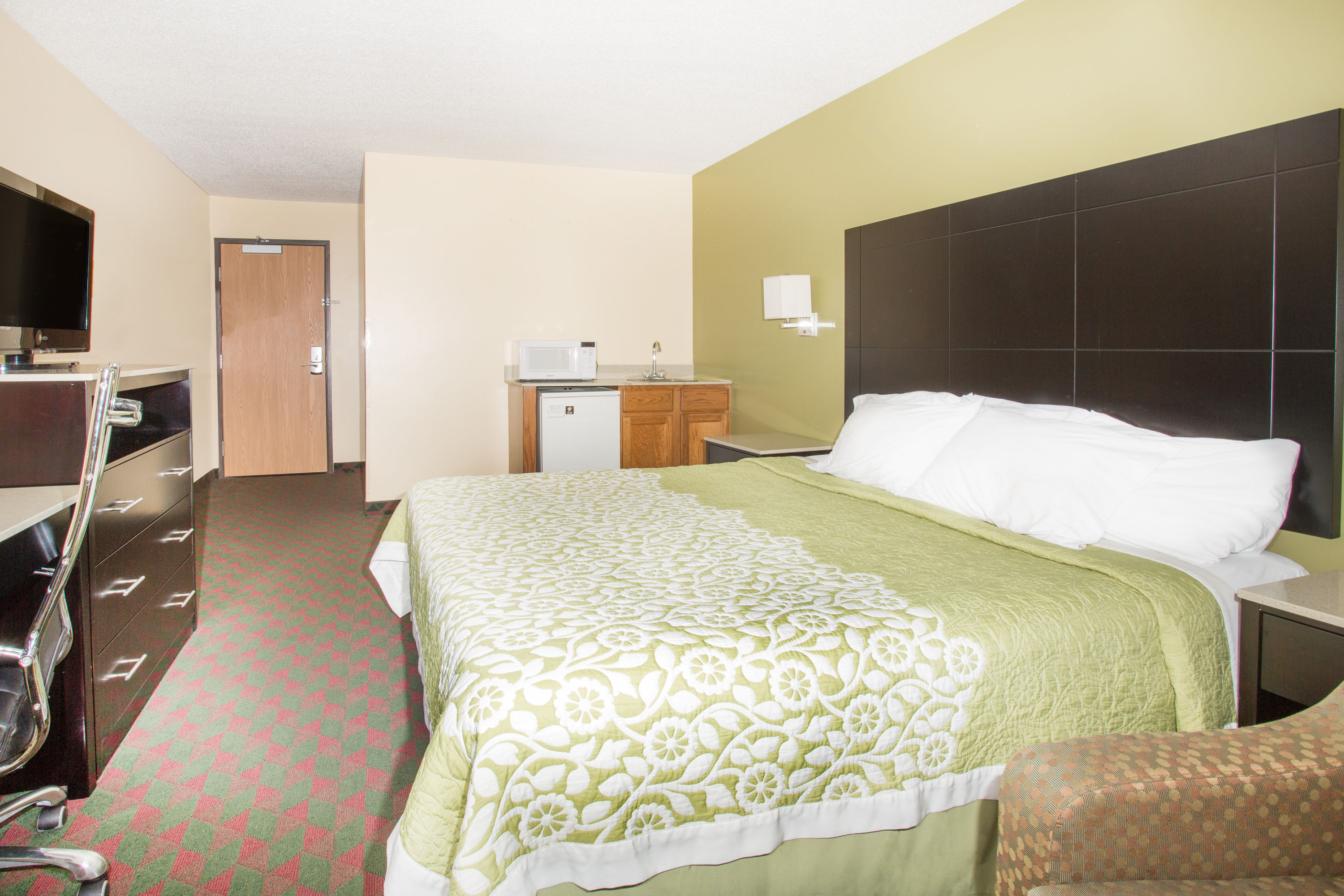 Guest room at the Days Inn by Wyndham Lexington NE in Lexington, Nebraska