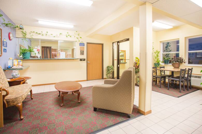 Days Inn Lexington Ne Hotels 68850 Days Inn Lexington Ne Hotel Lobby In Nebraska