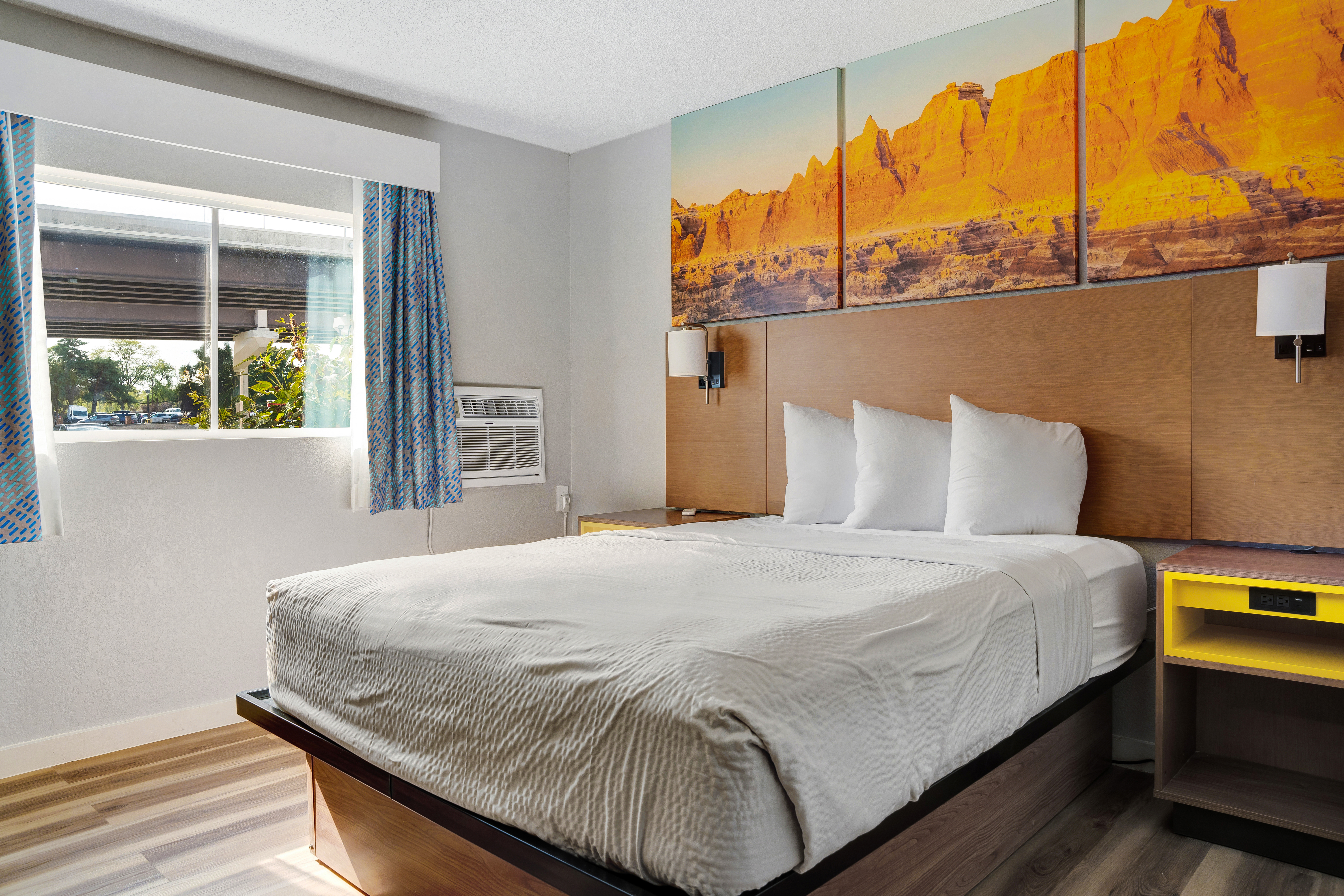 Guest room at the Days Inn by Wyndham Omaha/West Dodge in Omaha, Nebraska