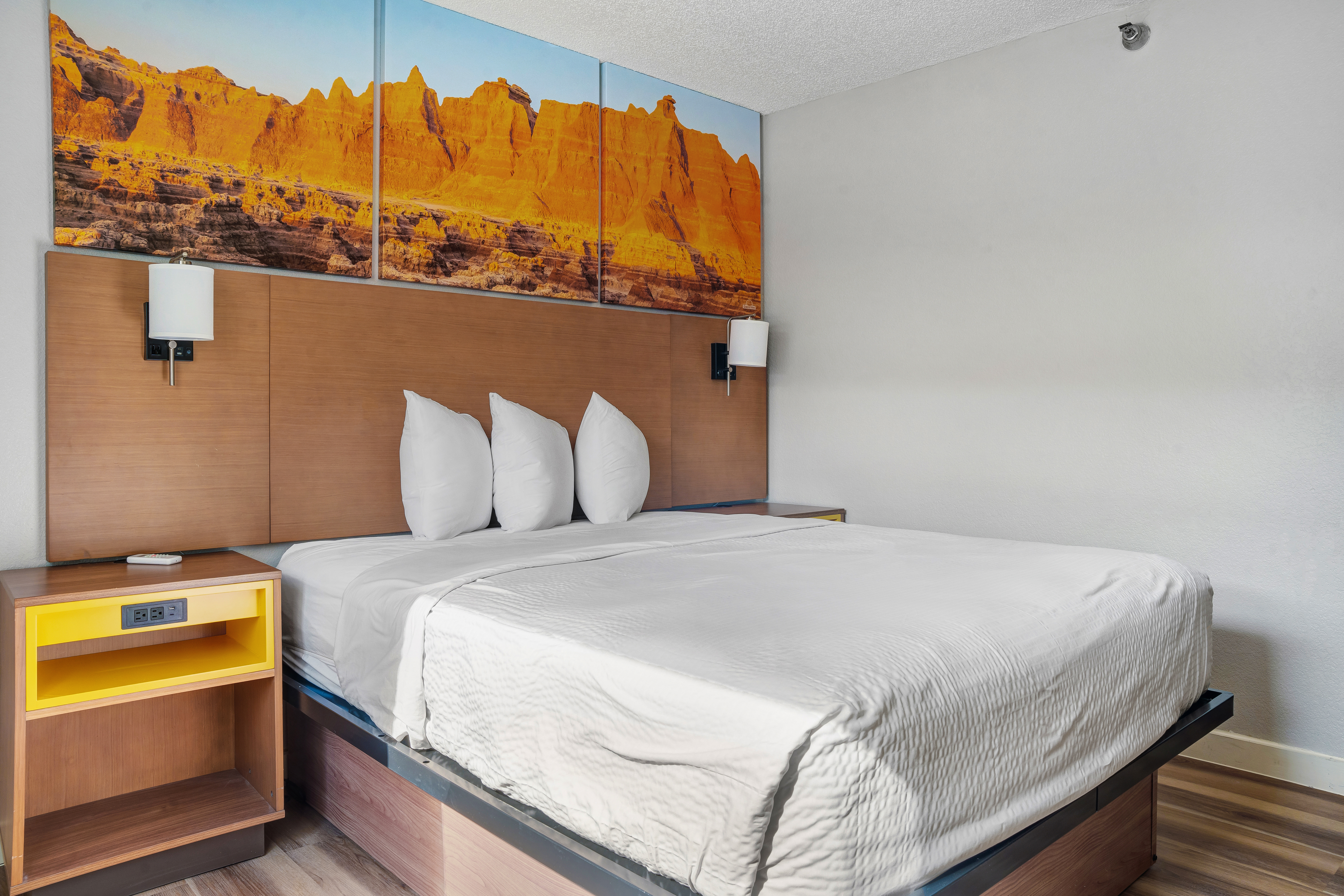 Guest room at the Days Inn by Wyndham Omaha/West Dodge in Omaha, Nebraska