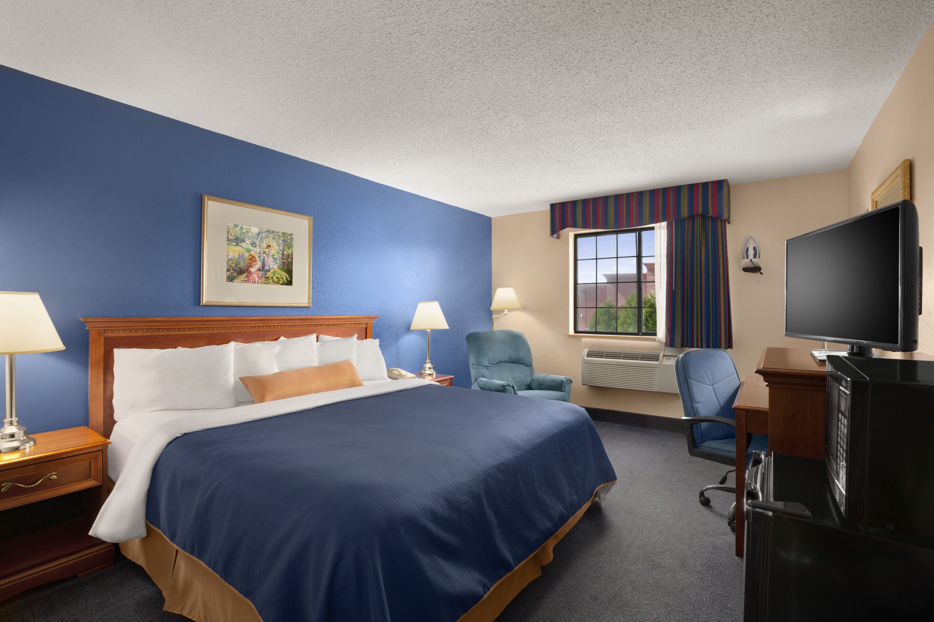 Days Inn by Wyndham Keene NH | Keene, NH Hotels