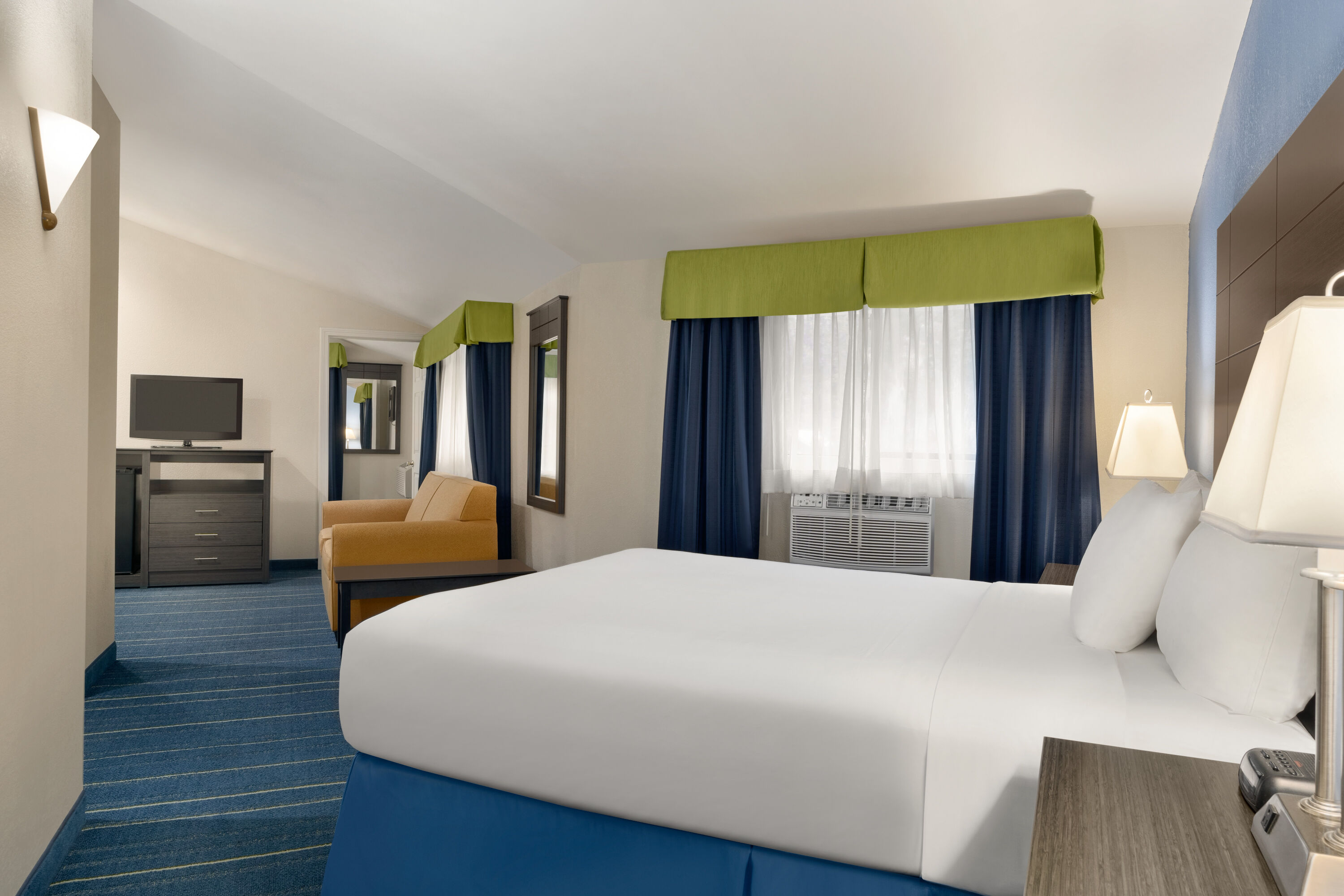 Days Inn by Wyndham Tamworth Tamworth, NH Hotels