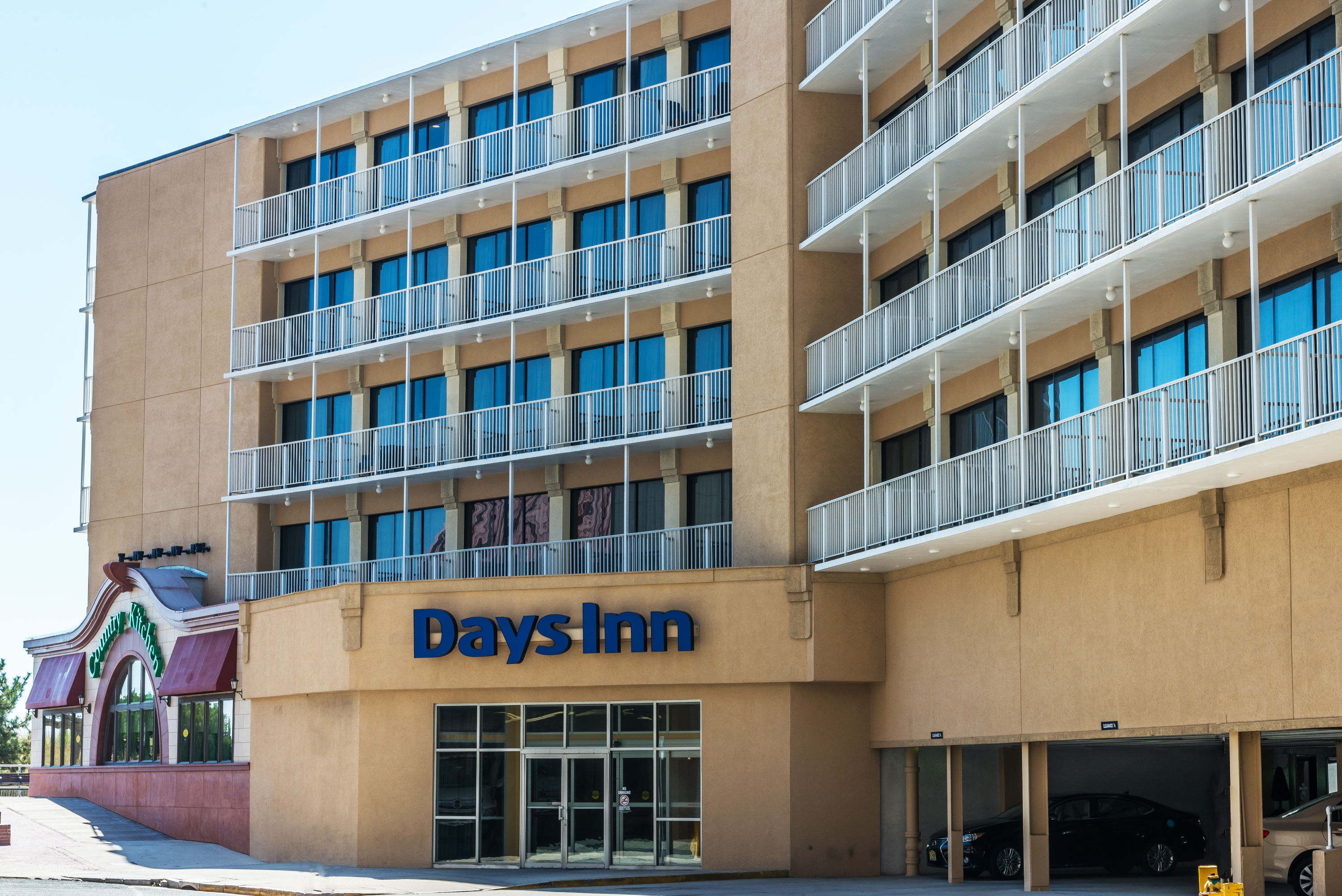 Days Inn By Wyndham Atlantic City Oceanfront Boardwalk