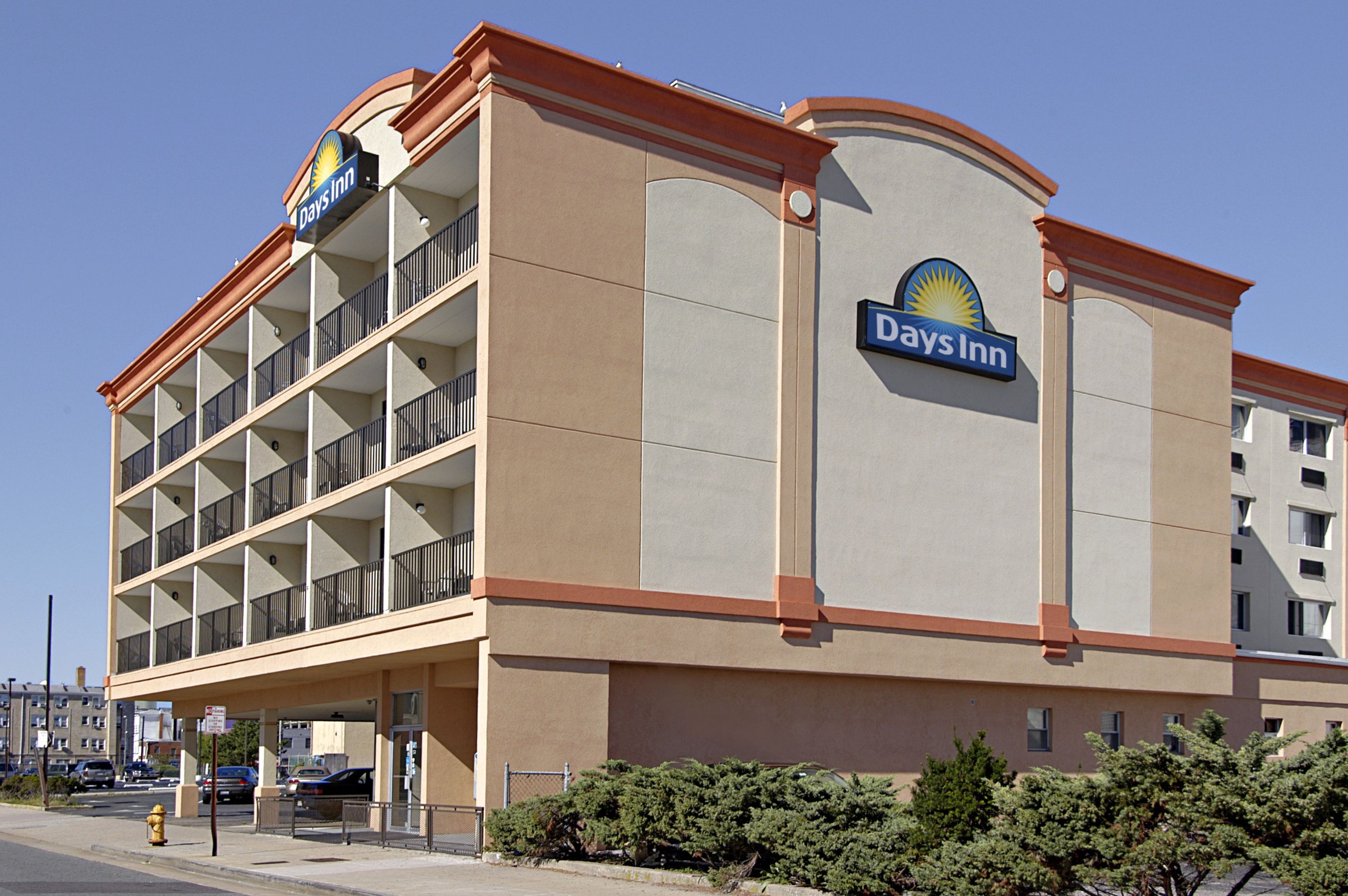 Exterior of Days Inn by Wyndham Atlantic City Beachblock hotel in Atlantic City, New Jersey