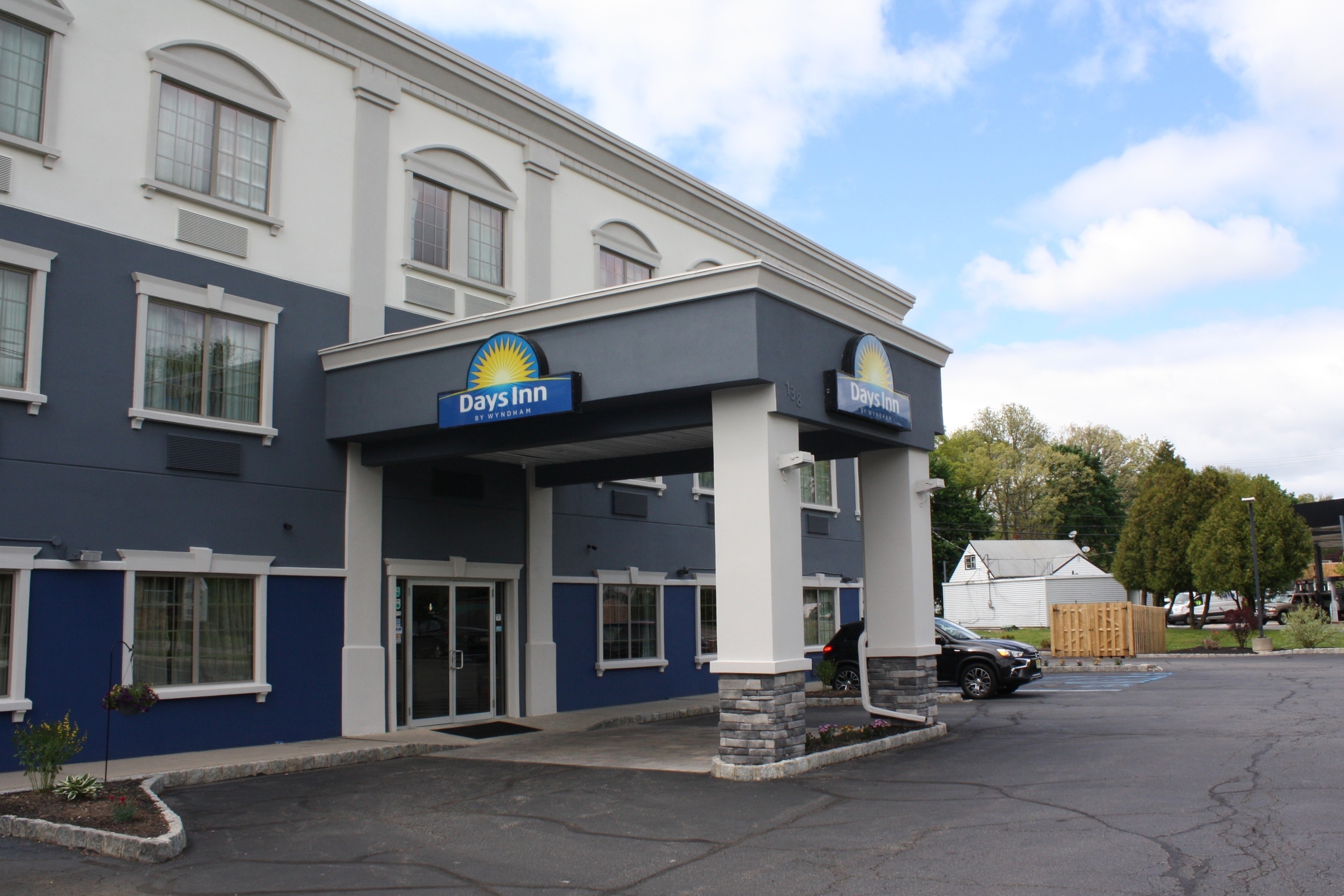 Exterior of Days Inn by Wyndham Budd Lake hotel in Budd Lake, New Jersey