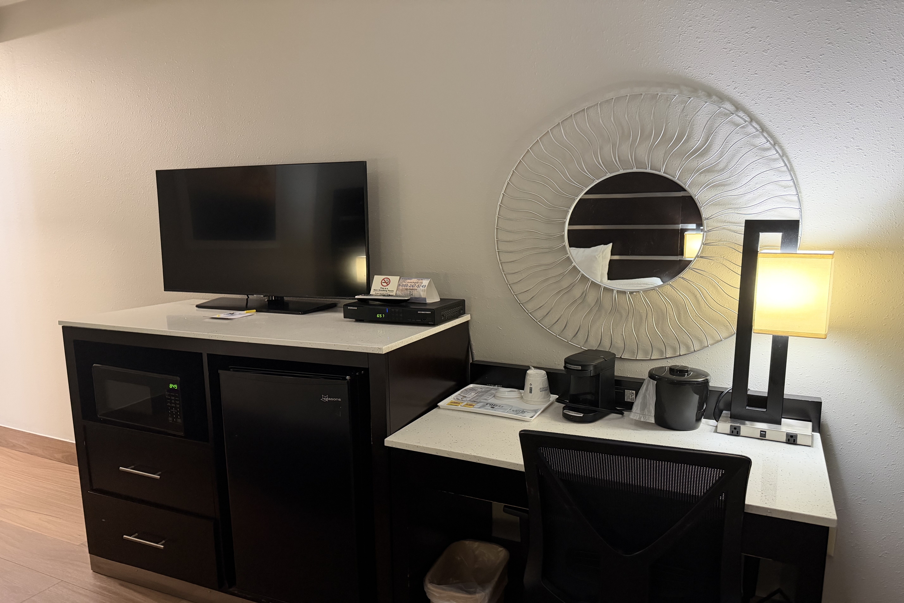 Guest room feature at the Days Inn by Wyndham Budd Lake in Budd Lake, New Jersey