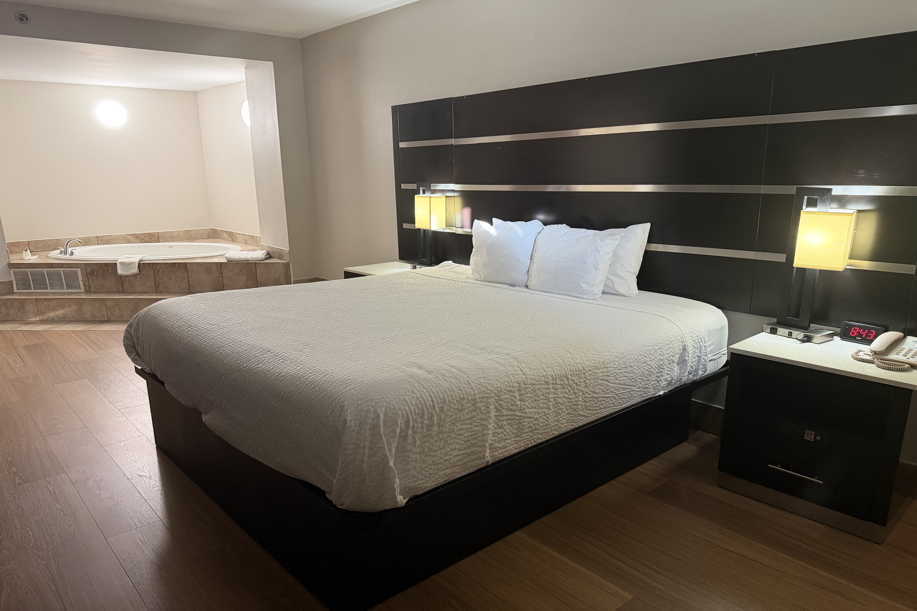 Guest room at the Days Inn by Wyndham Budd Lake in Budd Lake, New Jersey