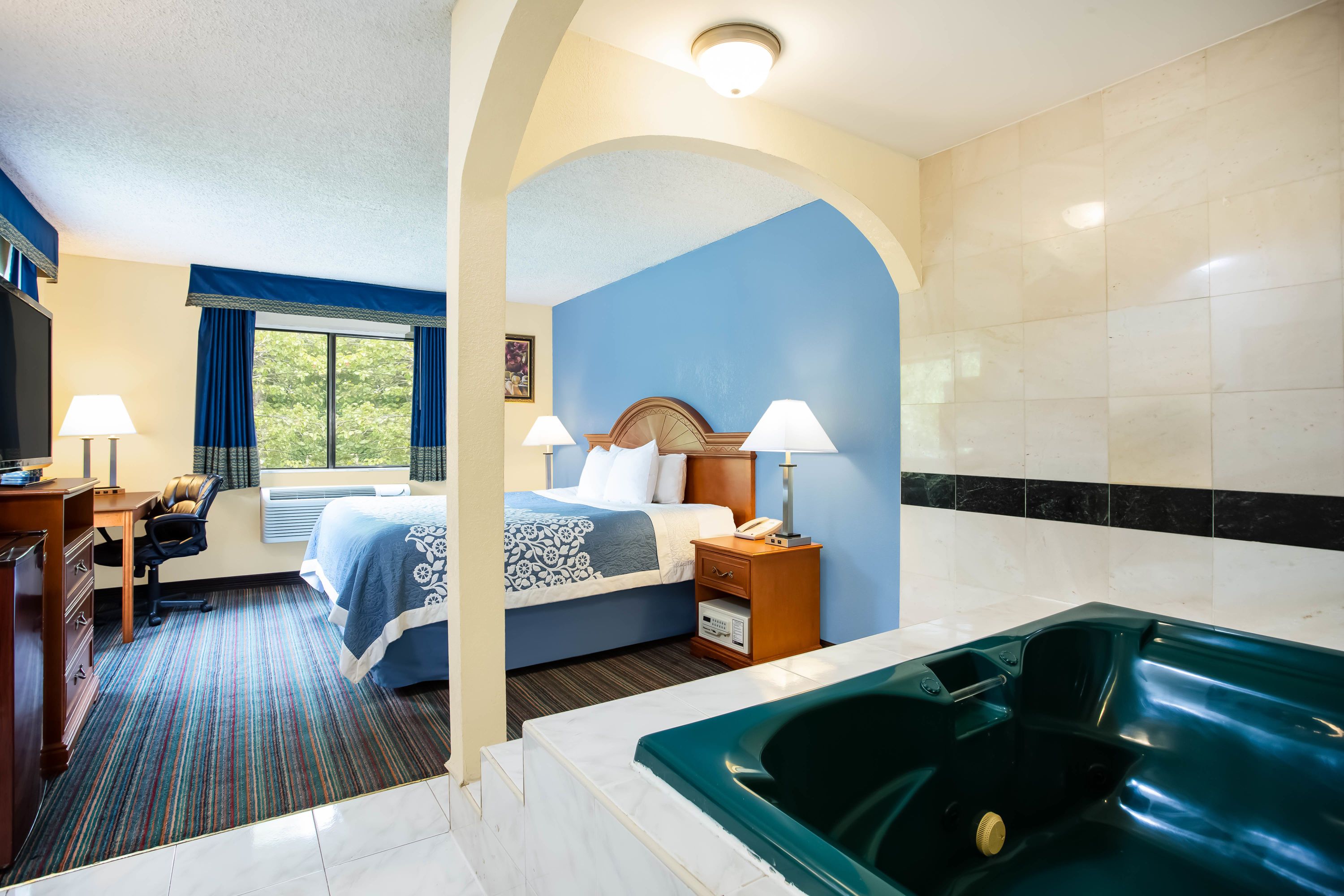 Days Inn By Wyndham Runnemede Philadelphia Area