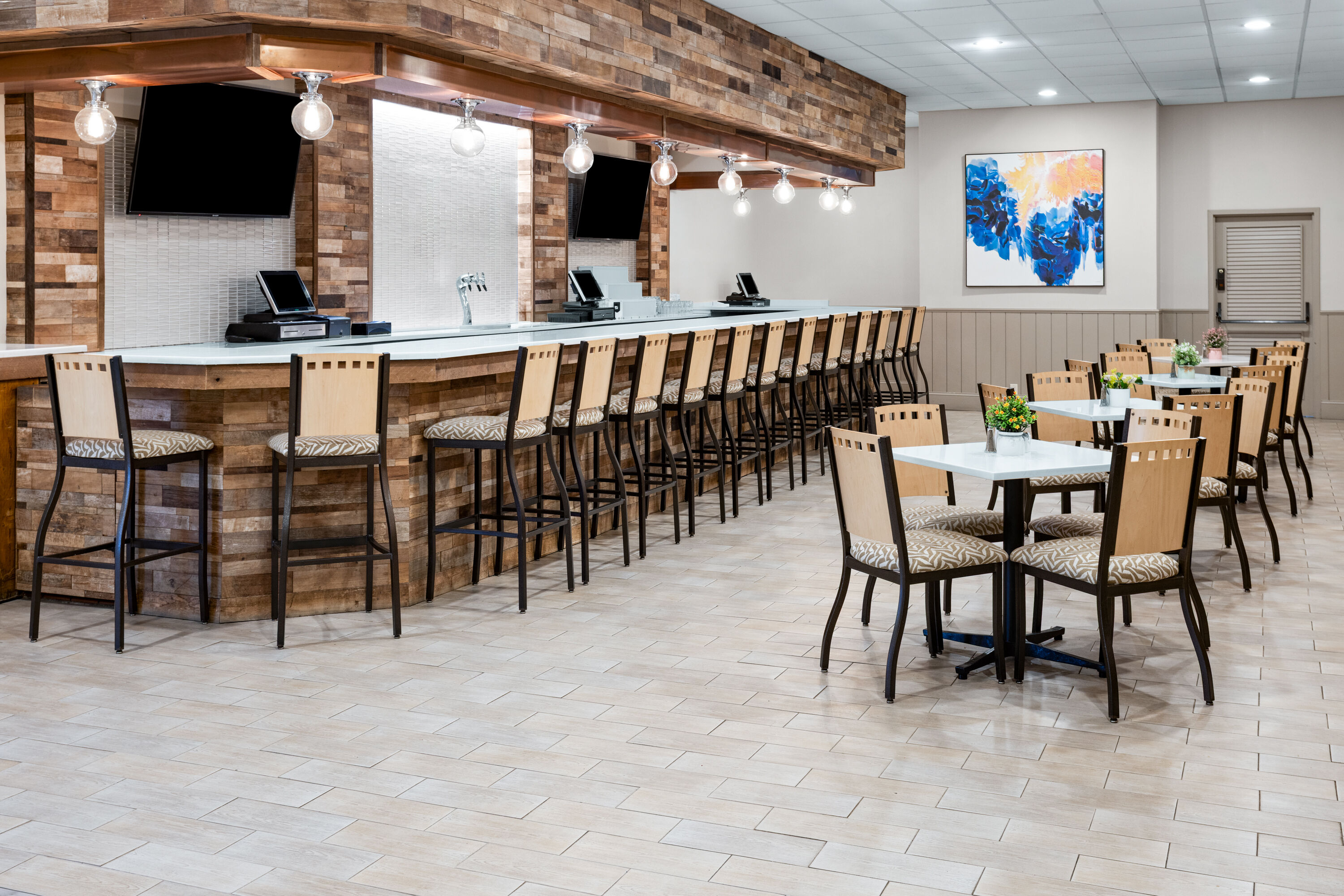 Days Hotel by Wyndham Toms River Jersey Shore restaurant in Toms River, New Jersey