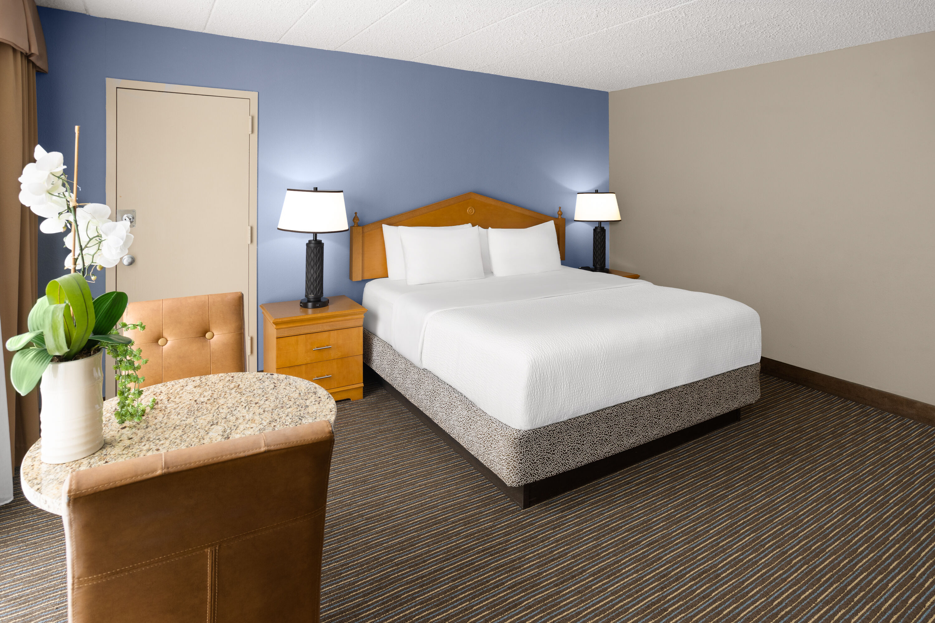 Days Hotel by Wyndham Toms River Jersey Shore suite in Toms River, New Jersey