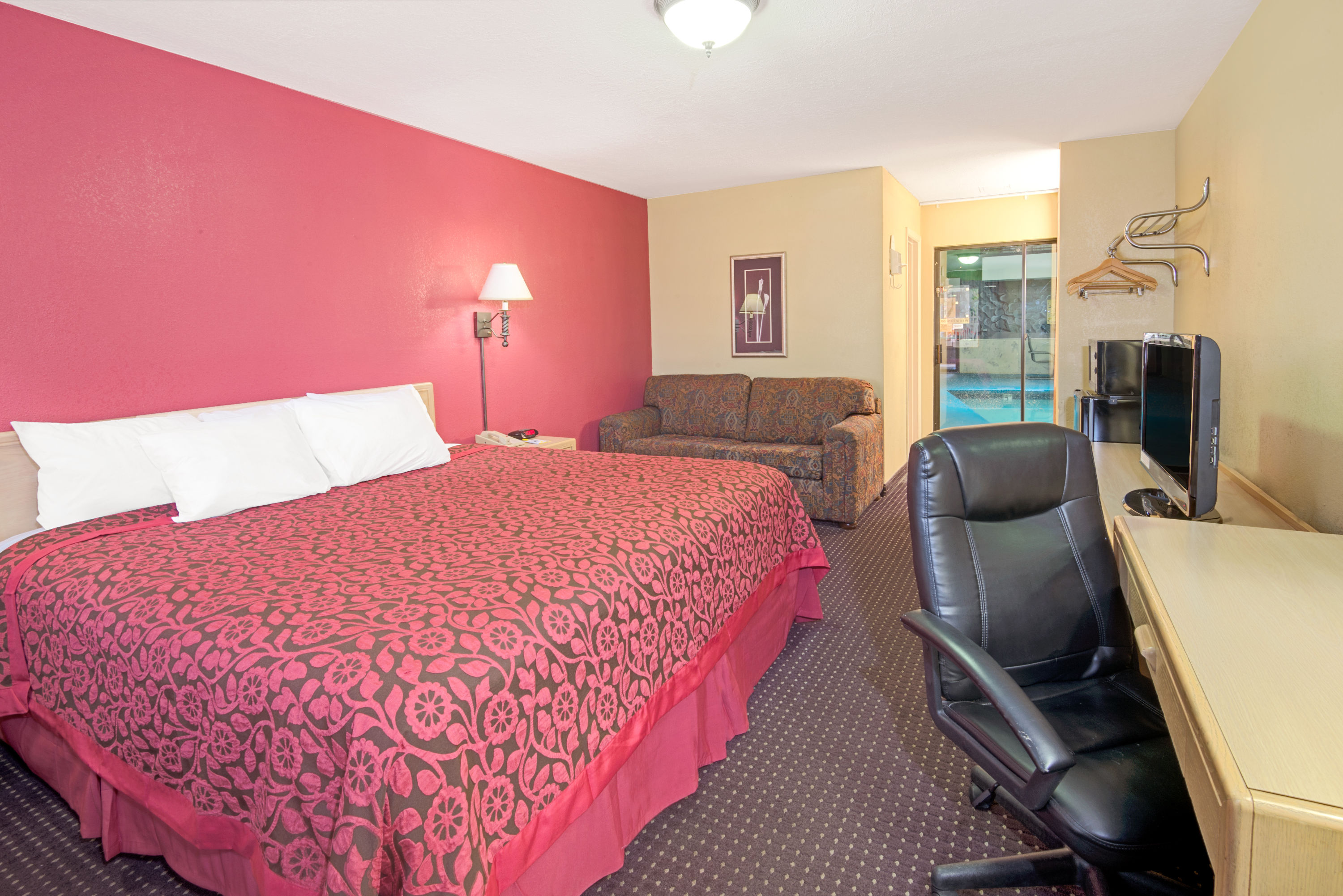 Days Inn By Wyndham East Albuquerque Albuquerque Nm Hotels