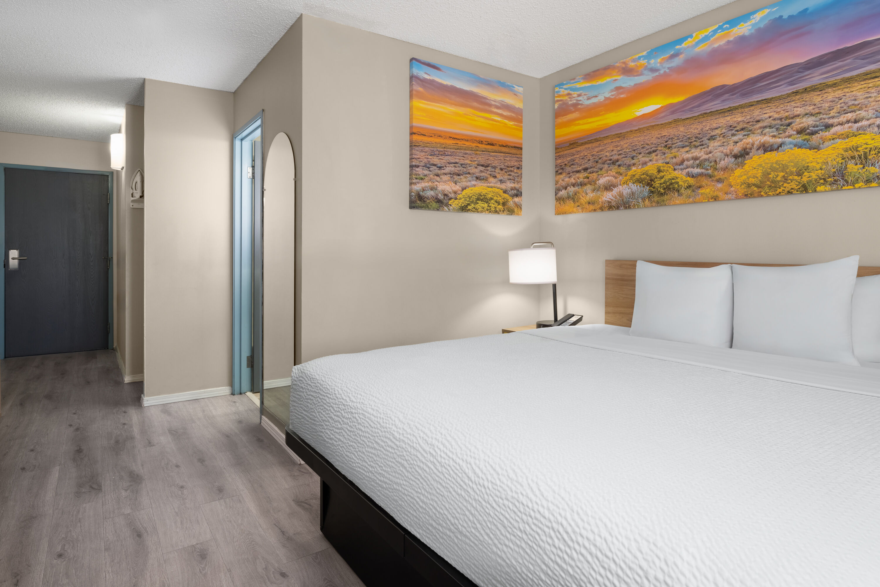Guest room at the Days Inn & Suites by Wyndham Airport Albuquerque in Albuquerque, New Mexico