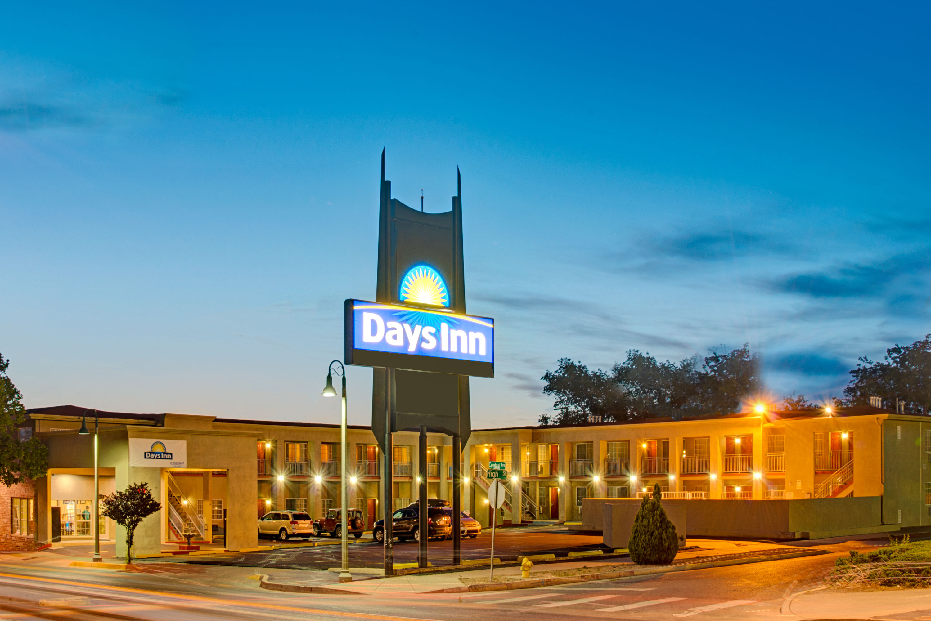 Days Inn By Wyndham Albuquerque Downtown Albuquerque Nm