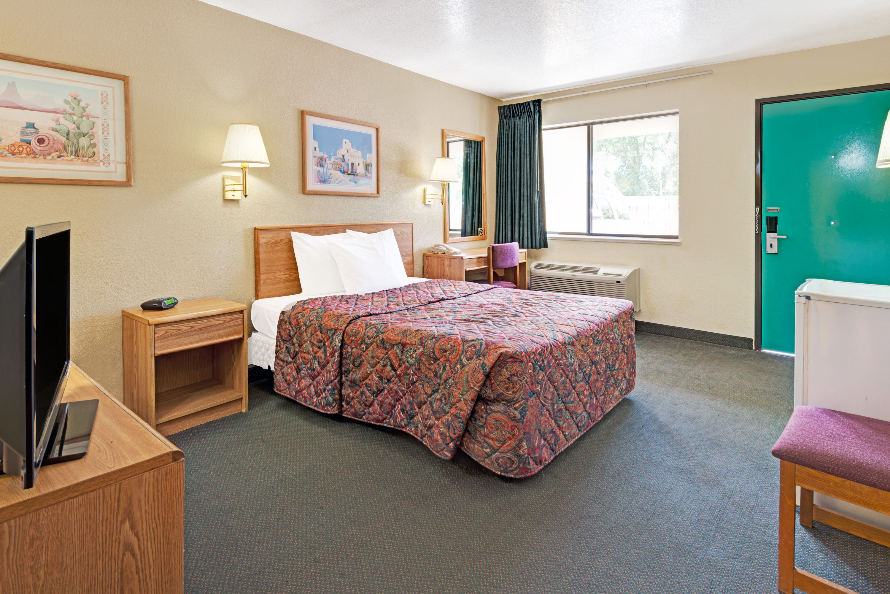 Guest room at the Days Inn by Wyndham Espanola in Espanola, New Mexico