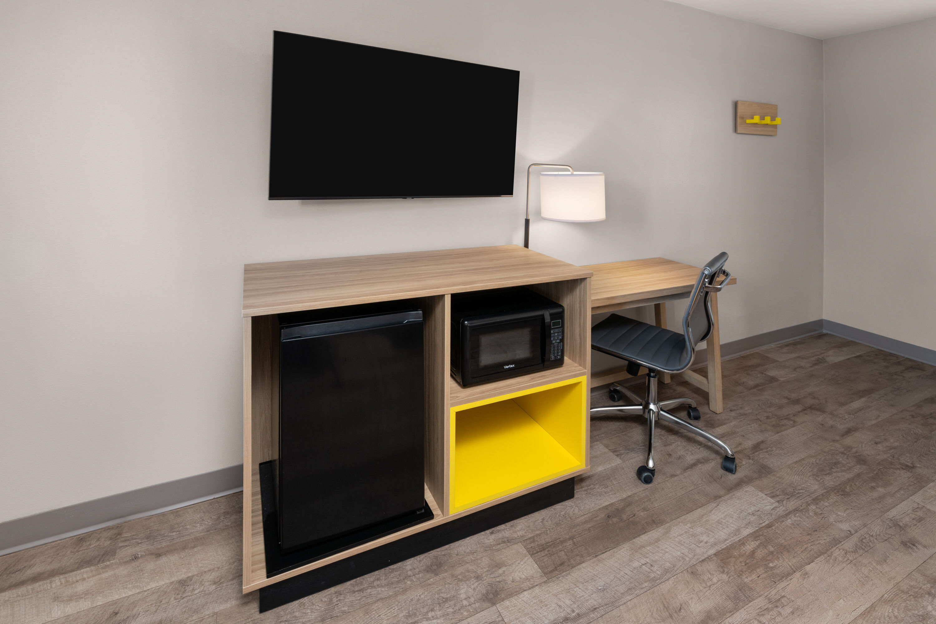 Guest room at the Days Inn by Wyndham Farmington NM in Farmington, New Mexico