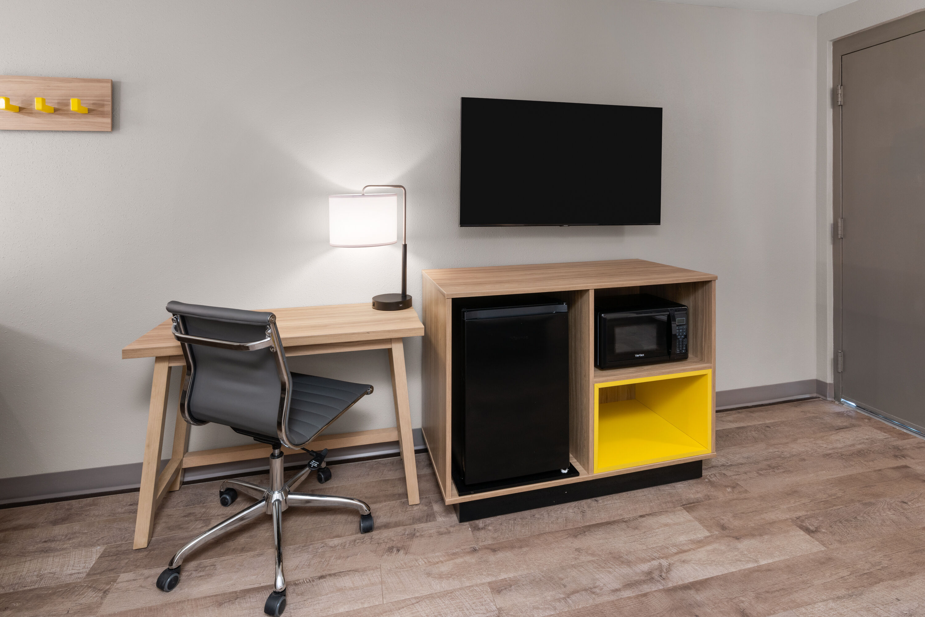 Guest room at the Days Inn by Wyndham Farmington NM in Farmington, New Mexico