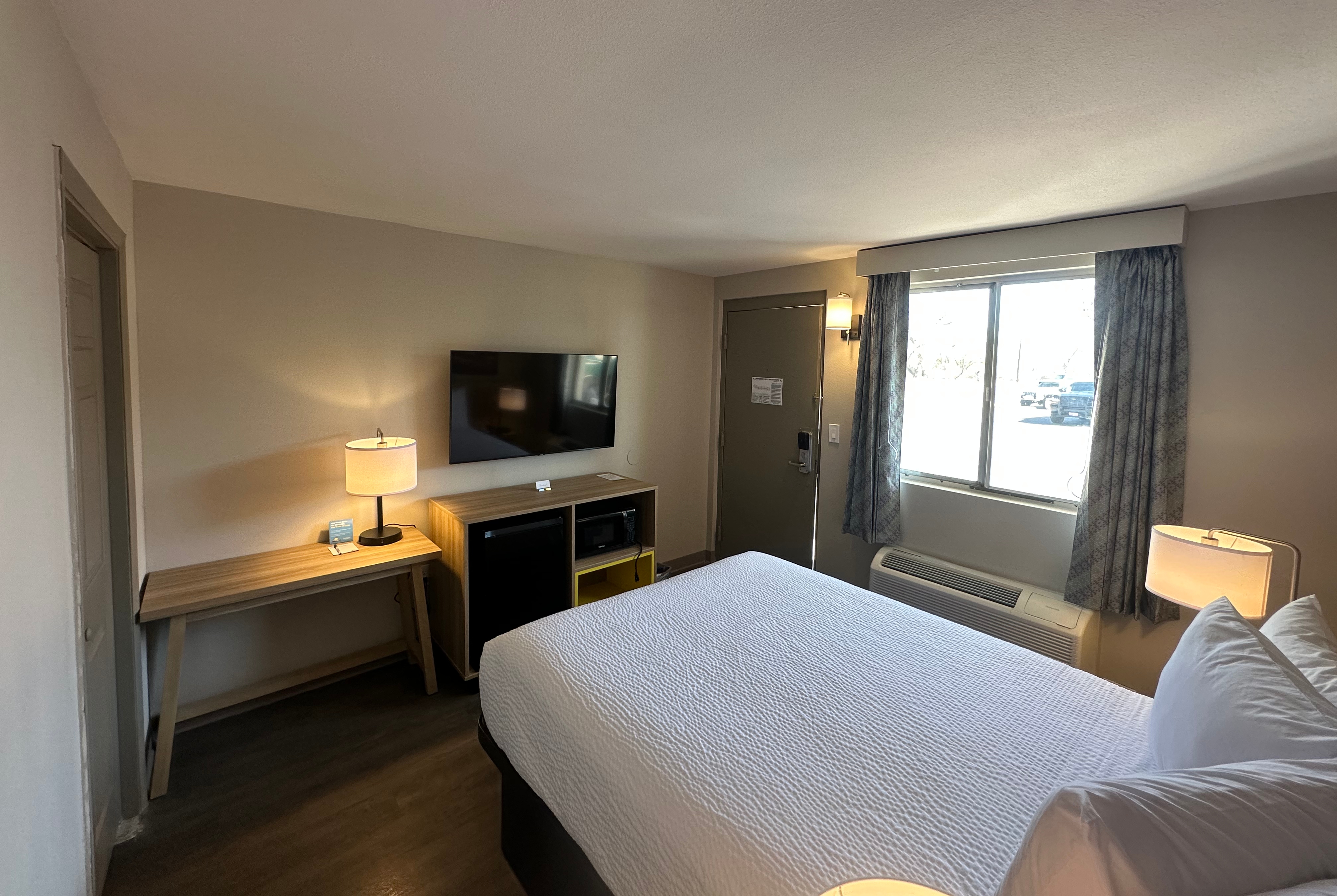 Guest room at the Days Inn by Wyndham Farmington NM in Farmington, New Mexico