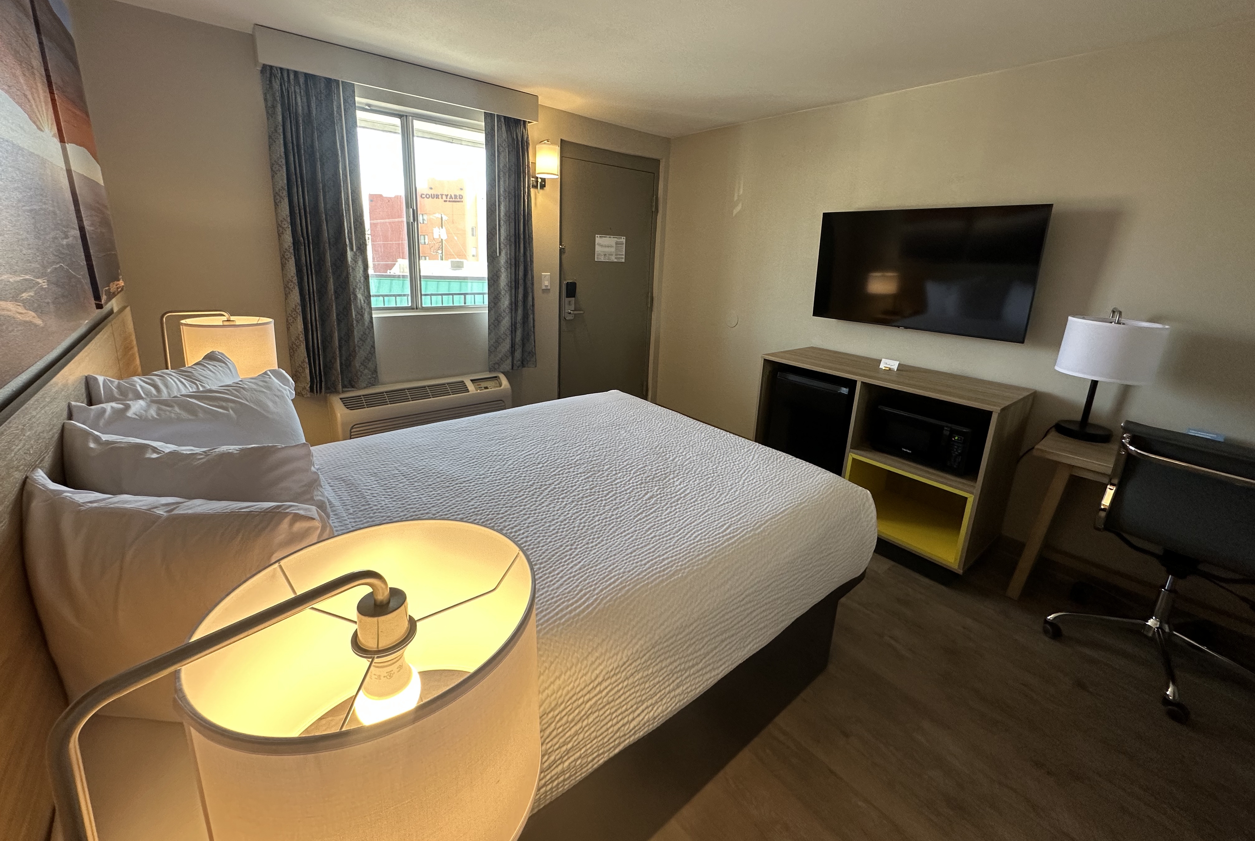 Guest room at the Days Inn by Wyndham Farmington NM in Farmington, New Mexico