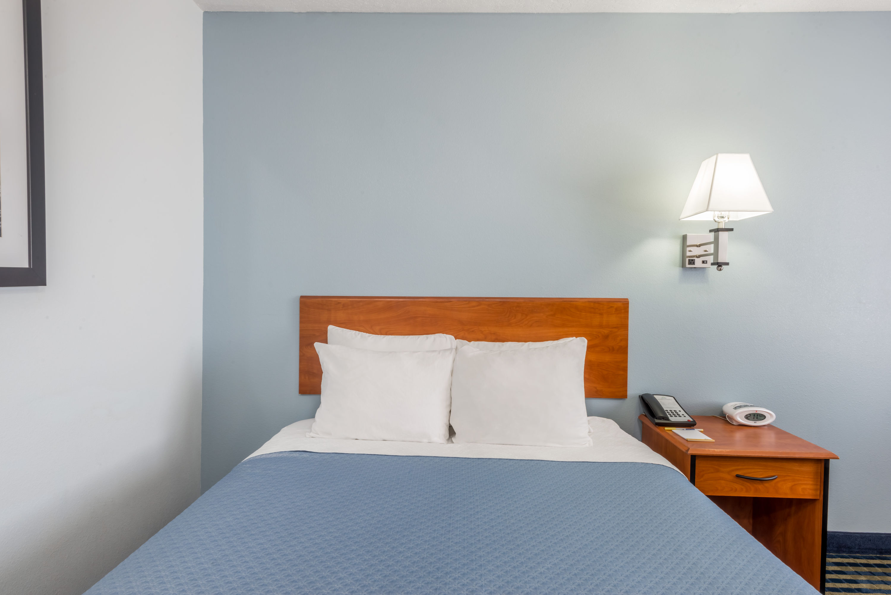 Days Inn By Wyndham Las Vegas Las Vegas Nm Hotels