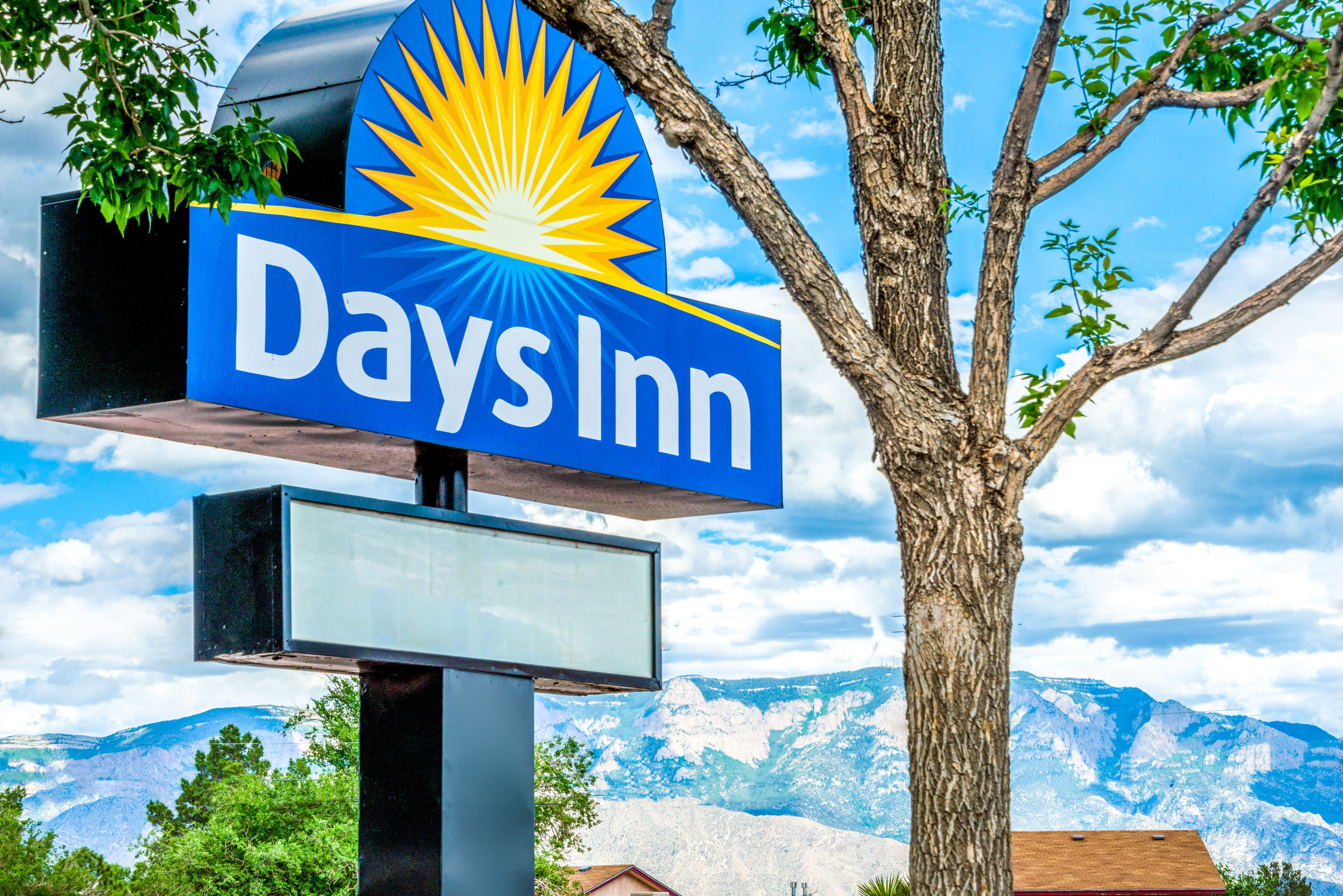 Rio Rancho Hotels; Days Inn by Wyndham Rio Rancho | Rio Rancho, NM Hotels