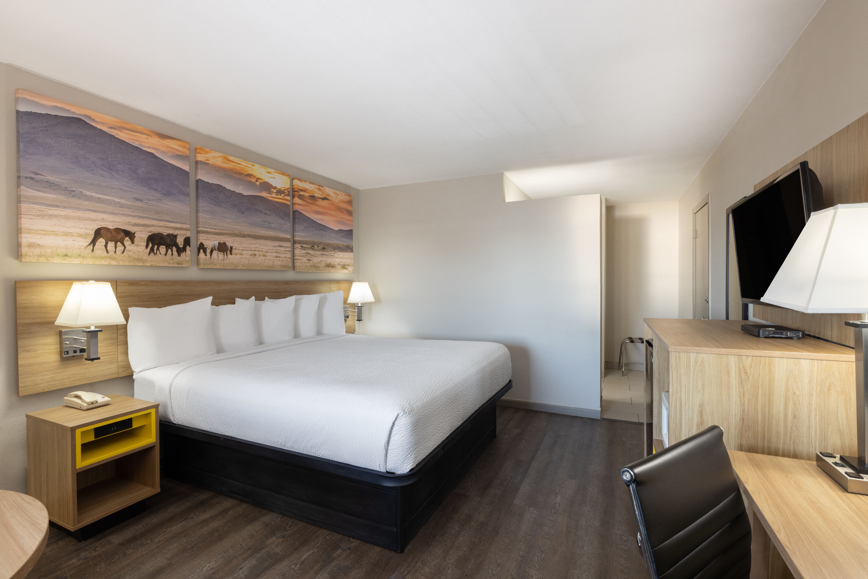 Guest room at the Days Inn by Wyndham Roswell in Roswell, New Mexico