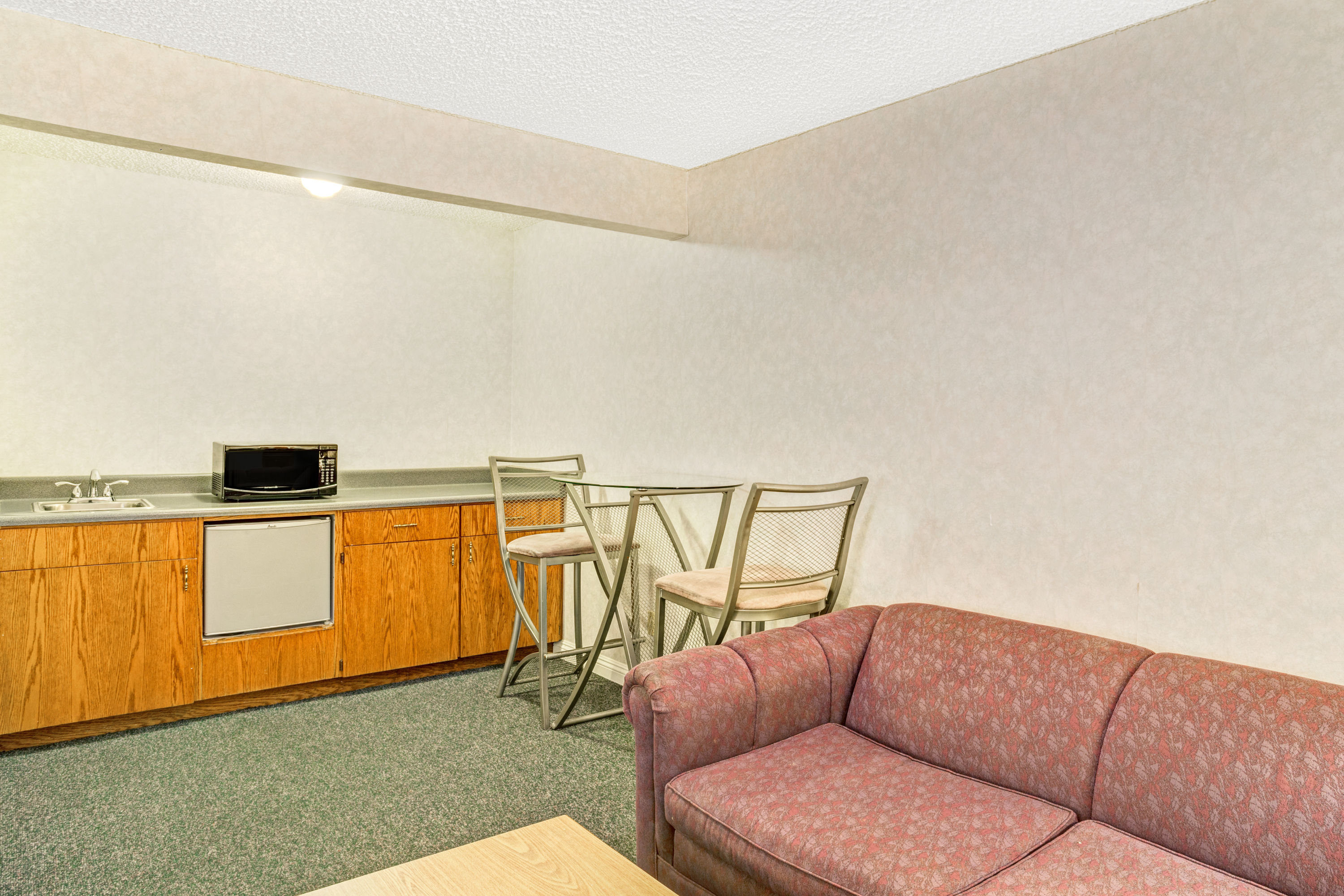 Days Inn by Wyndham Carson City suite in Carson City, Nevada
