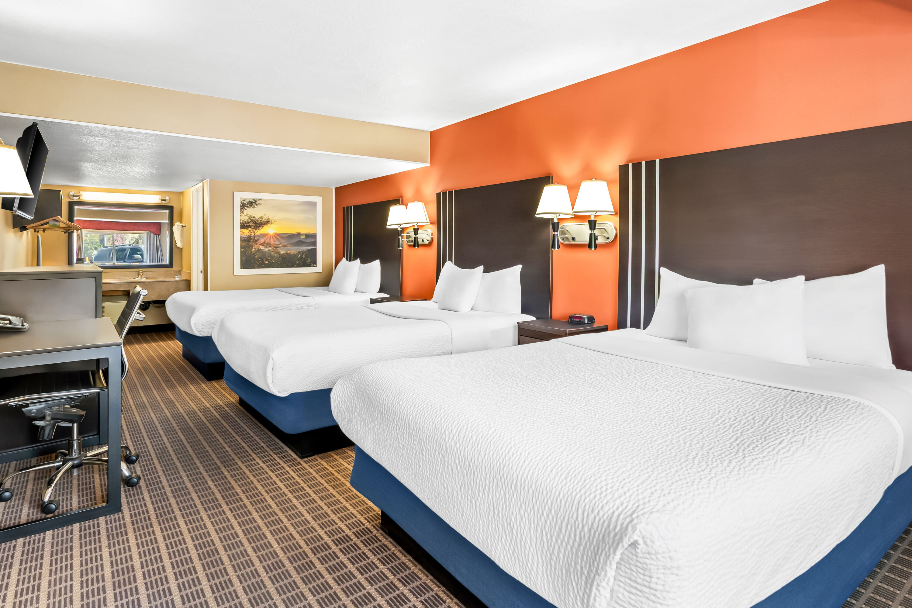 Days Inn by Wyndham Elko suite in Elko, Nevada