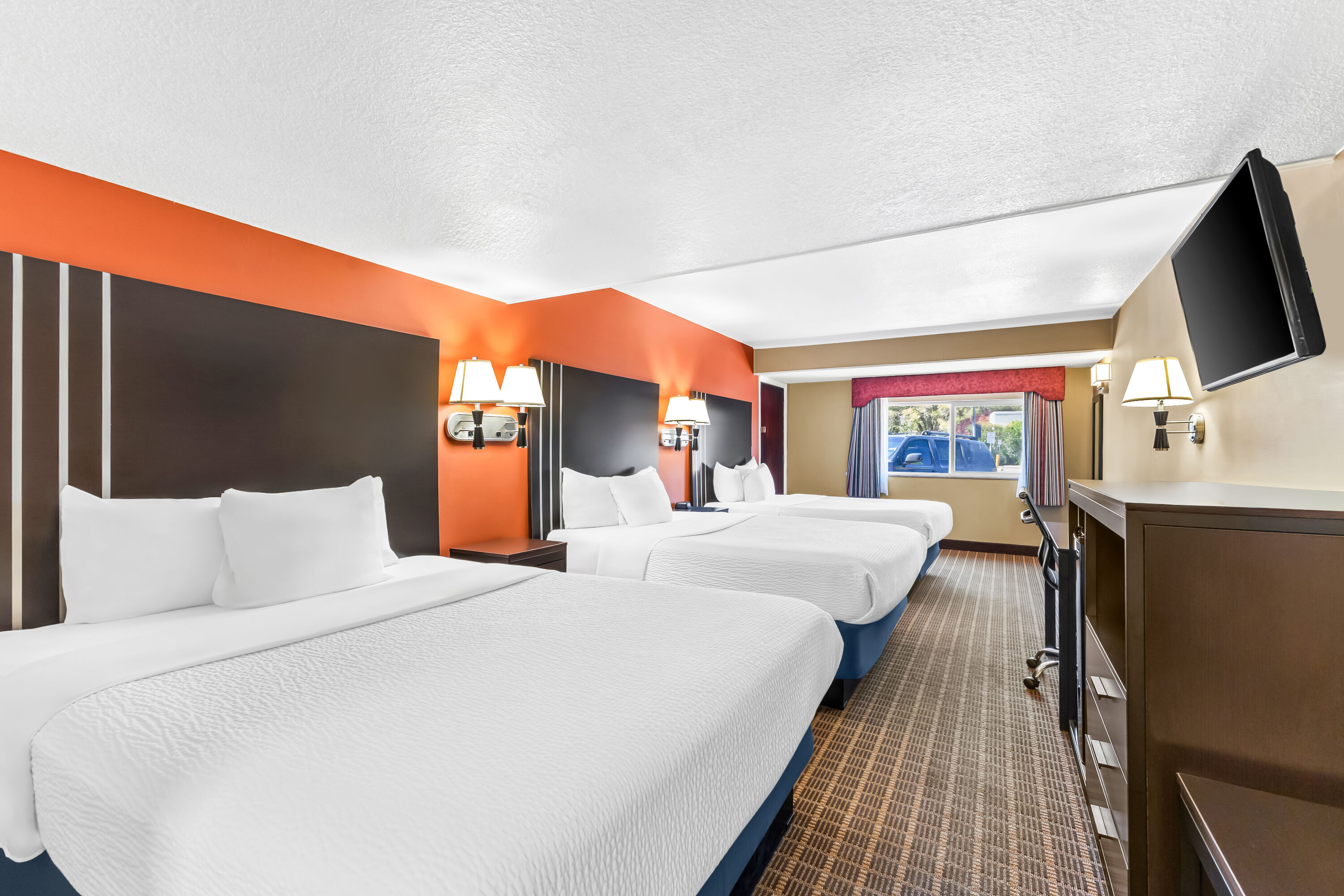 Days Inn by Wyndham Elko suite in Elko, Nevada