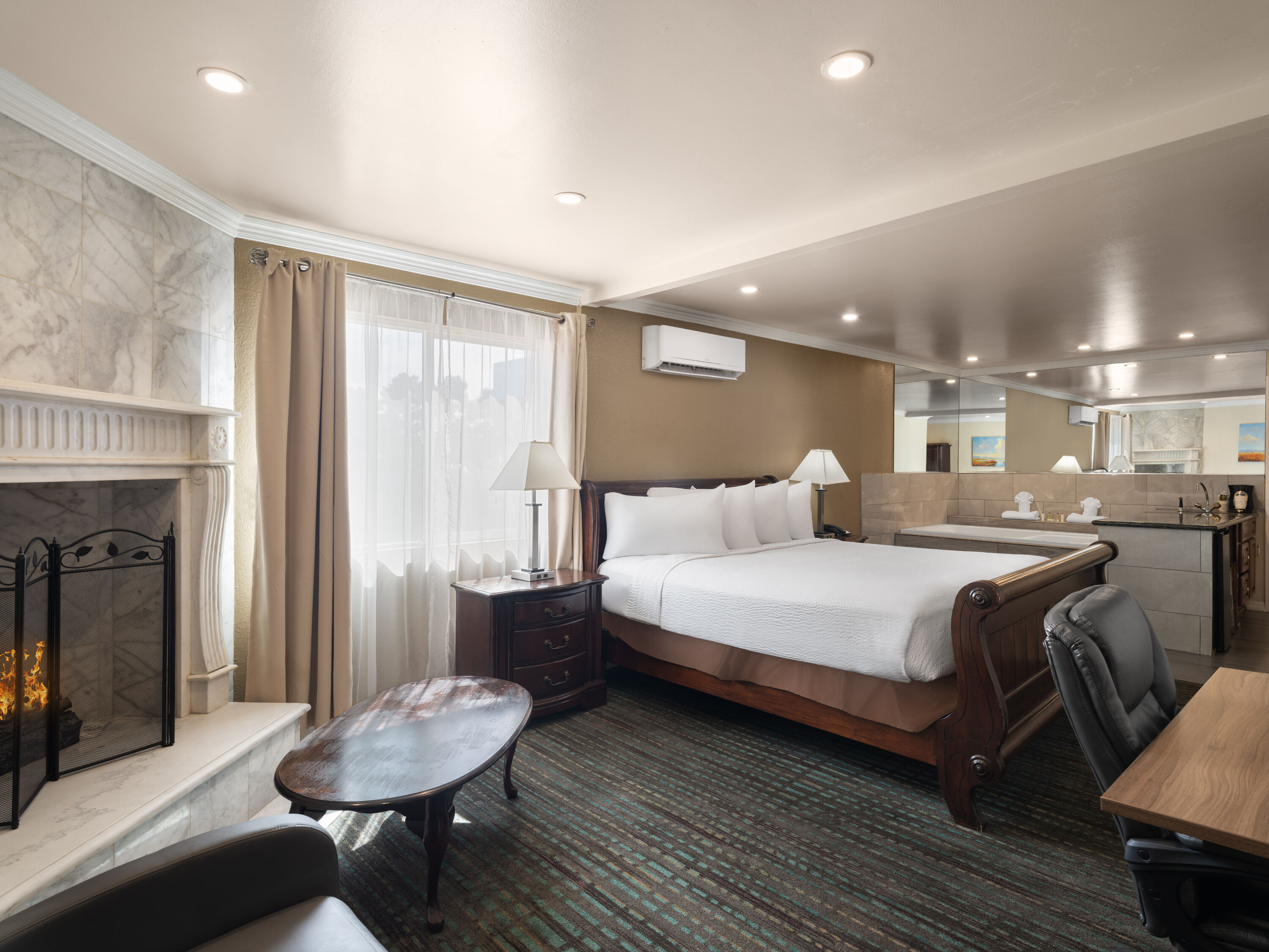 Days Inn by Wyndham Las Vegas Airport Near the Strip hot tub suite in Las Vegas, Nevada