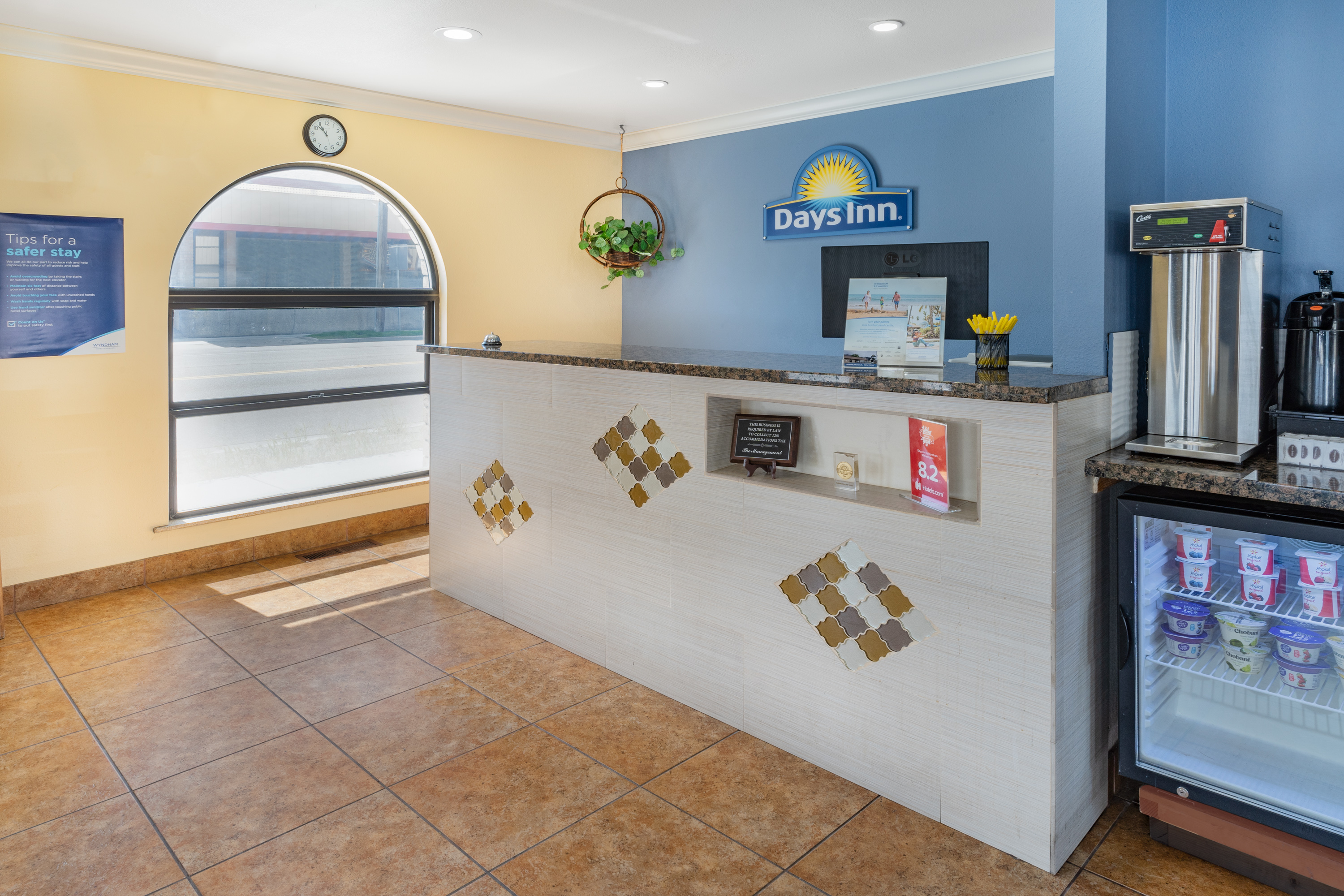 Days Inn by Wyndham Winnemucca reception in Winnemucca, Nevada