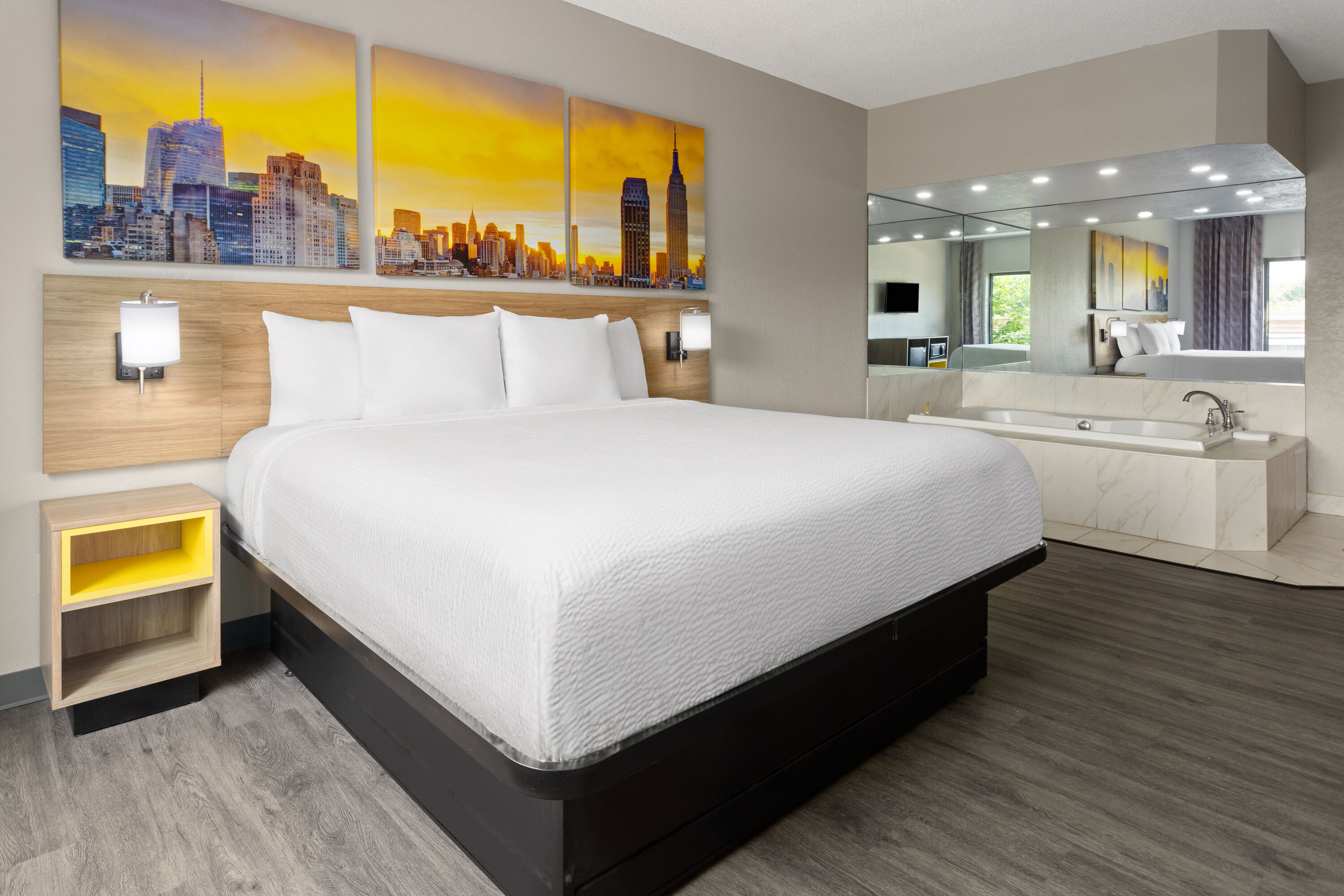 Days Inn & Suites by Wyndham Albany hot tub suite in Albany, New York