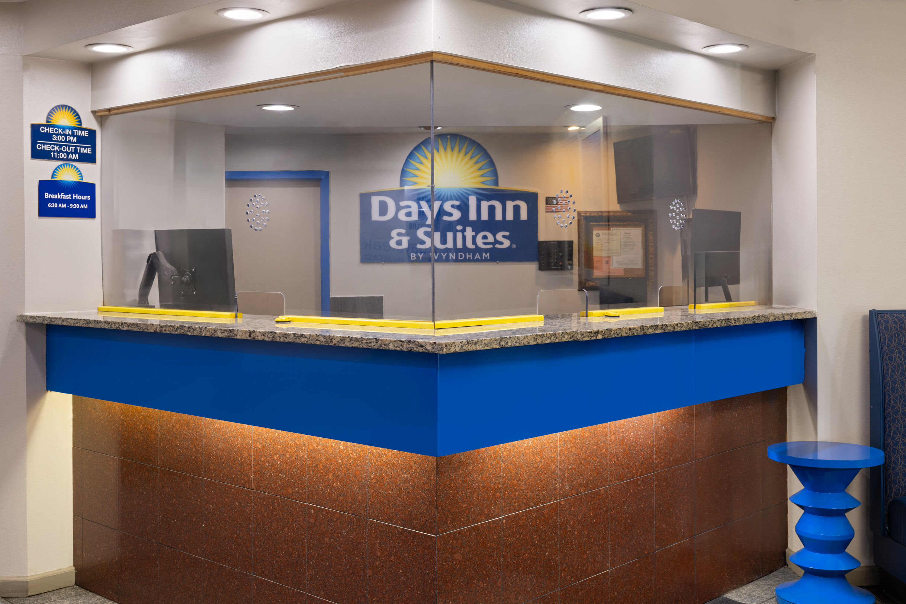 Days Inn & Suites by Wyndham Albany reception in Albany, New York