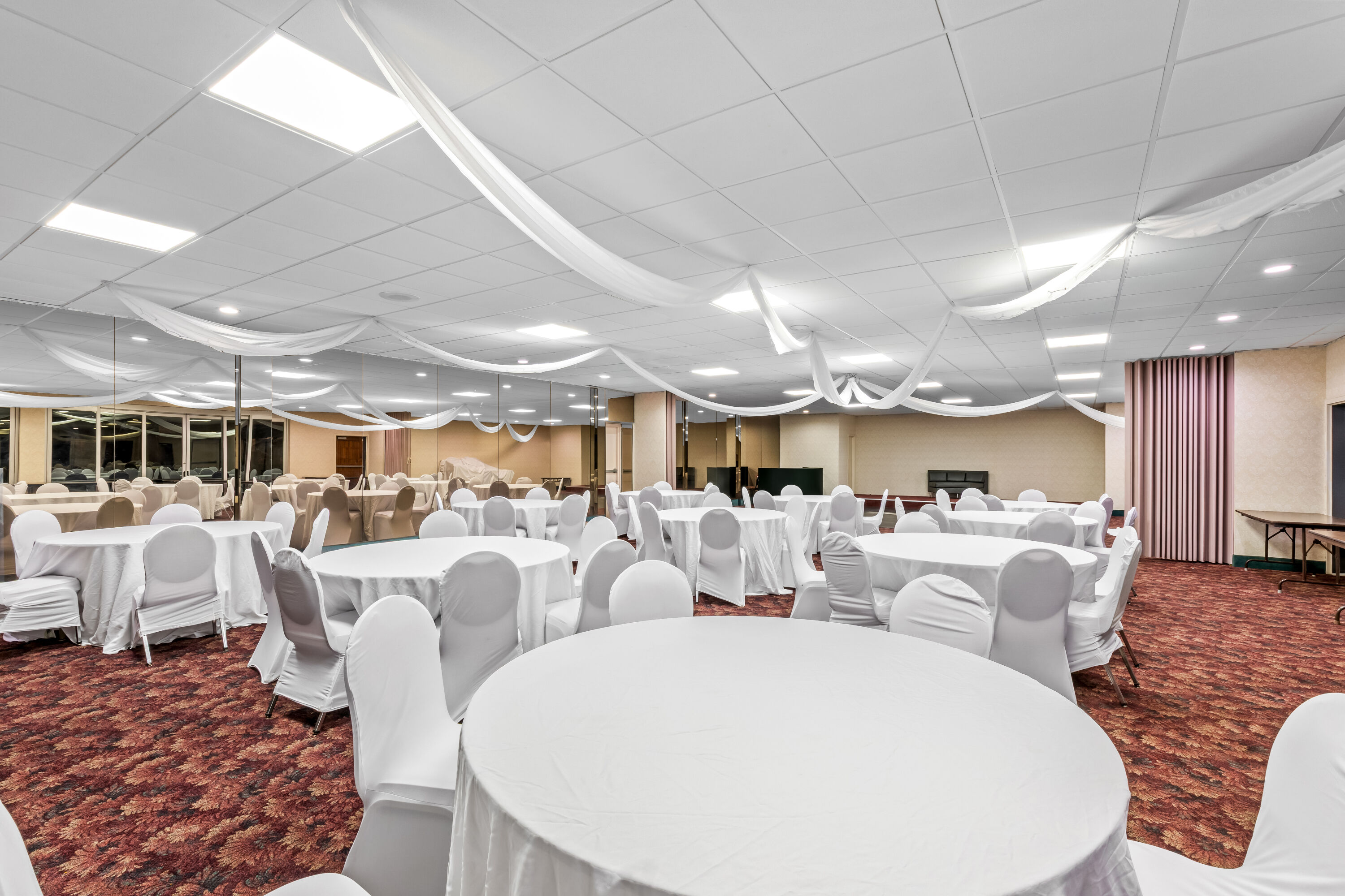 Meeting room banquet rounds at Days Inn by Wyndham Liberty in Liberty, New York