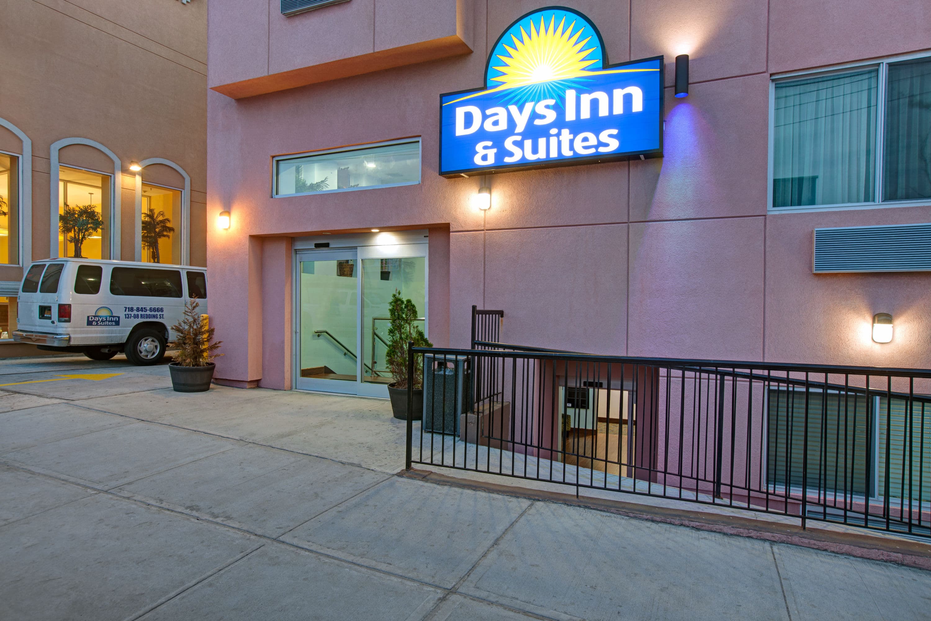 Days Inn Suites By Wyndham Ozone Park Jfk Airport Ny Days Inn Suites By Wyndham Ozone Park Jfk Airport Ny Hotels