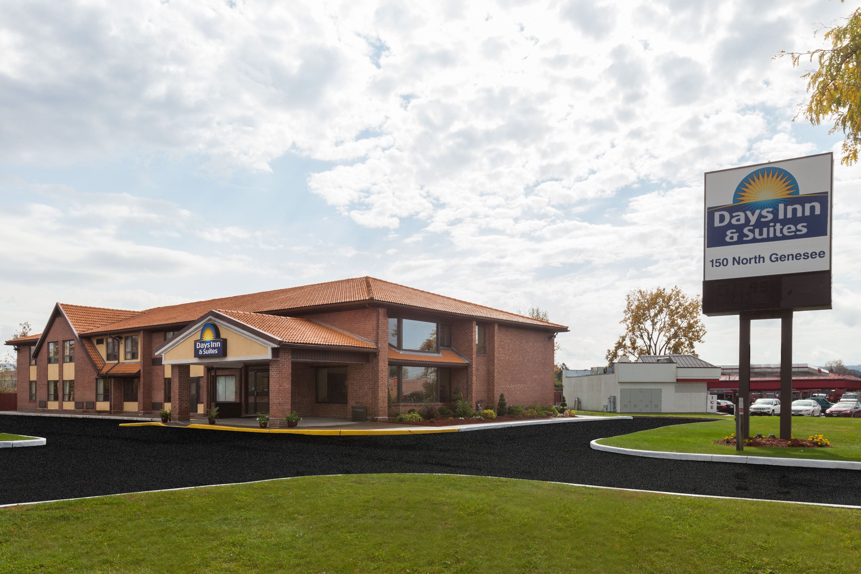 Days Inn By Wyndham Utica Ny Hotels