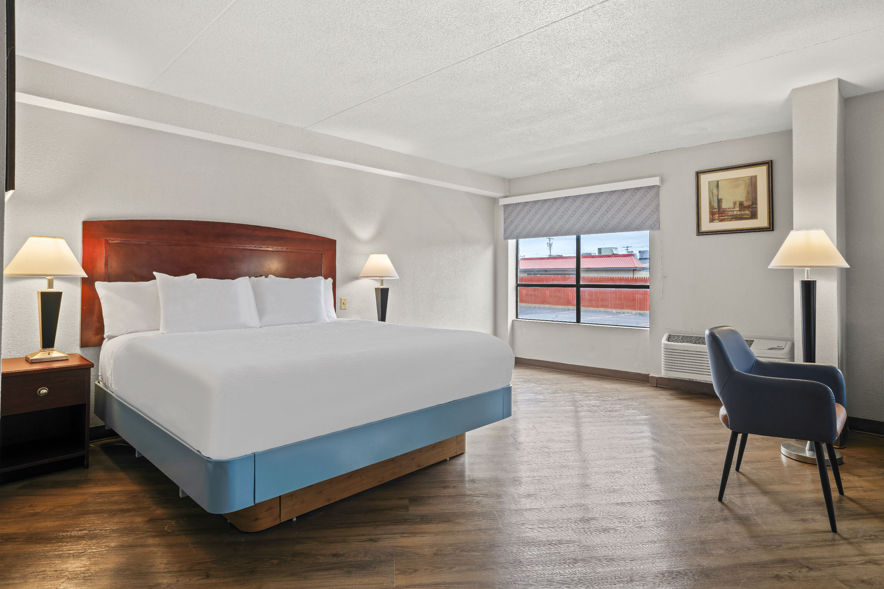 Days Inn by Wyndham Utica suite in Utica, New York